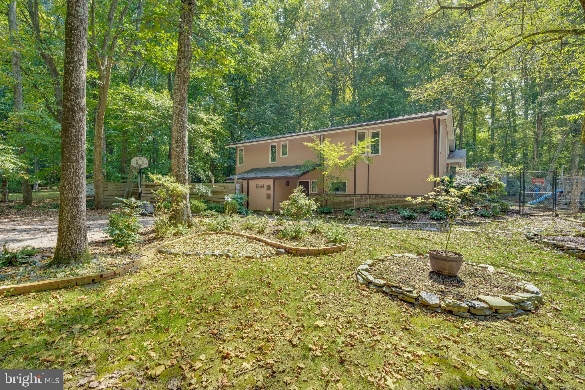 SPRINGBROOK FOREST - Residential