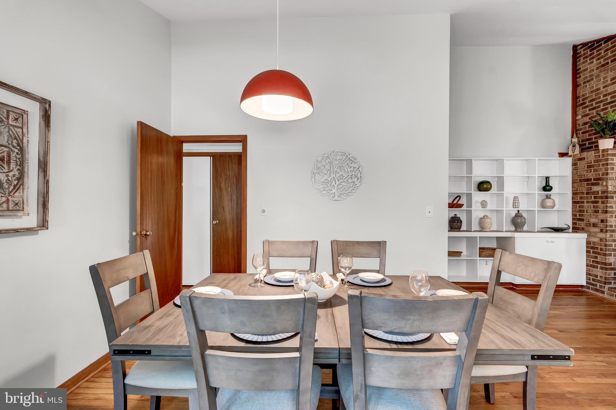 SPRINGBROOK FOREST - Residential