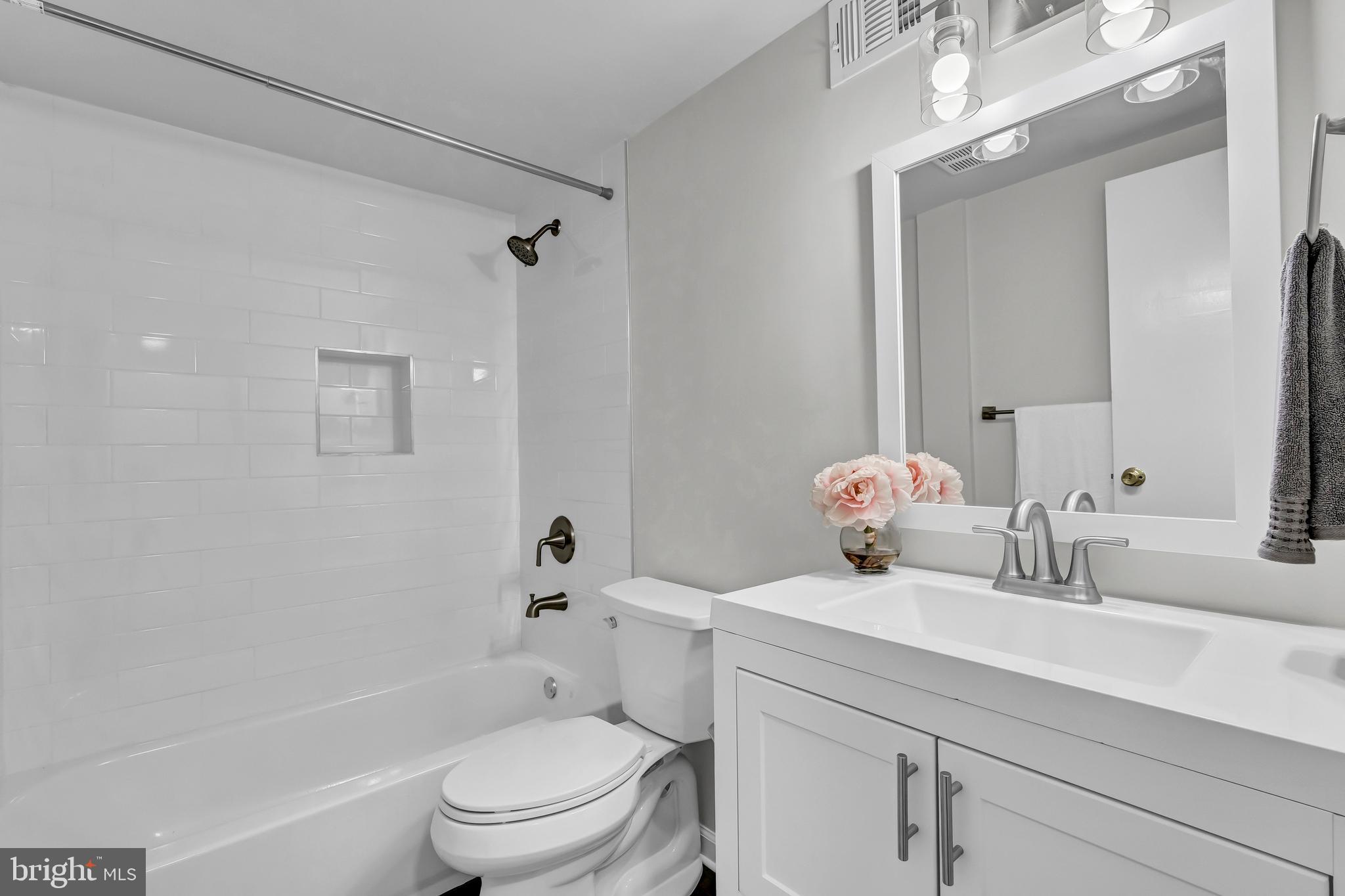 SPRINGBROOK FOREST - Residential