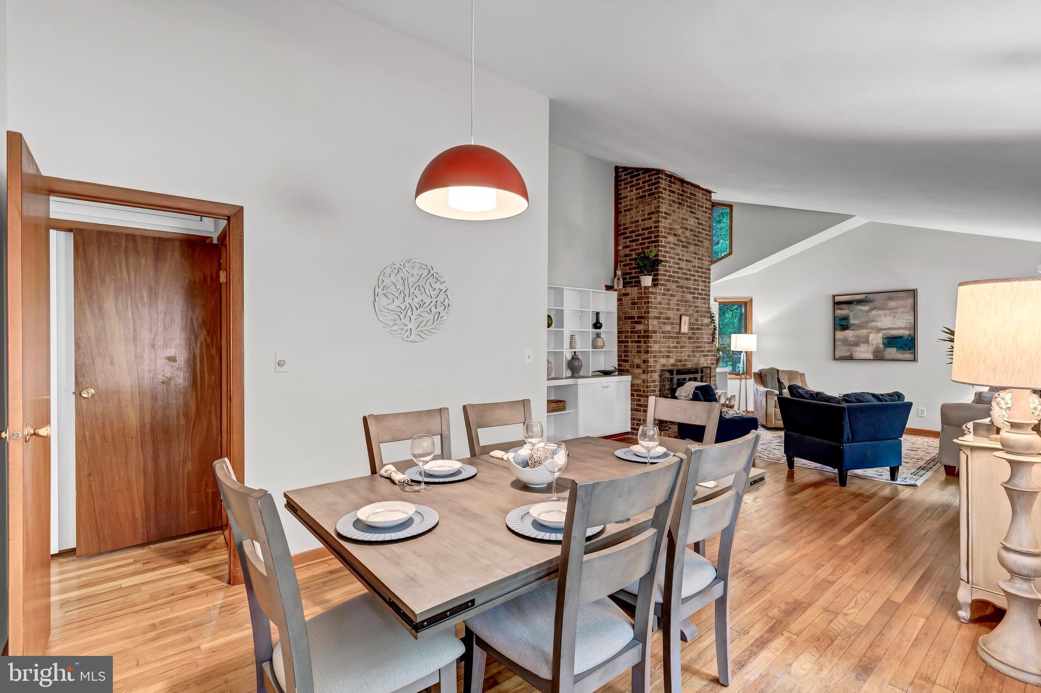 SPRINGBROOK FOREST - Residential