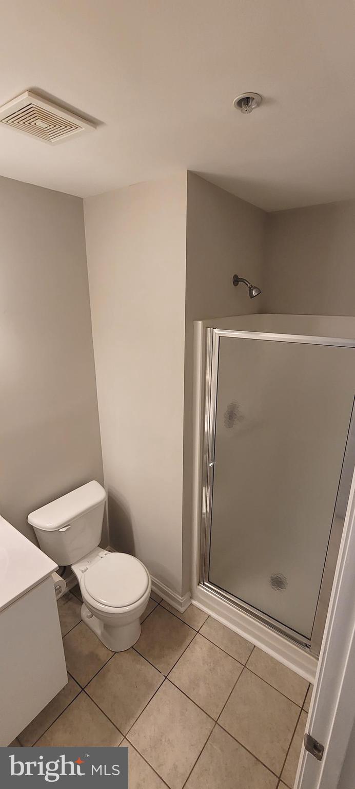 CARROLLWOOD MANOR - Residential