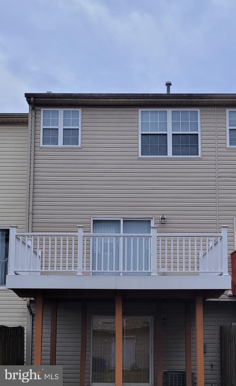 CARROLLWOOD MANOR - Residential