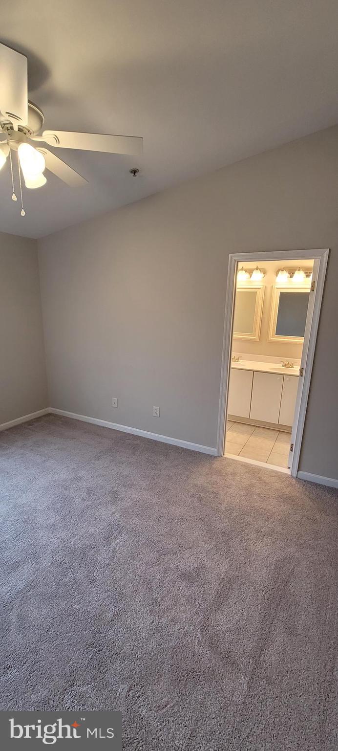 CARROLLWOOD MANOR - Residential