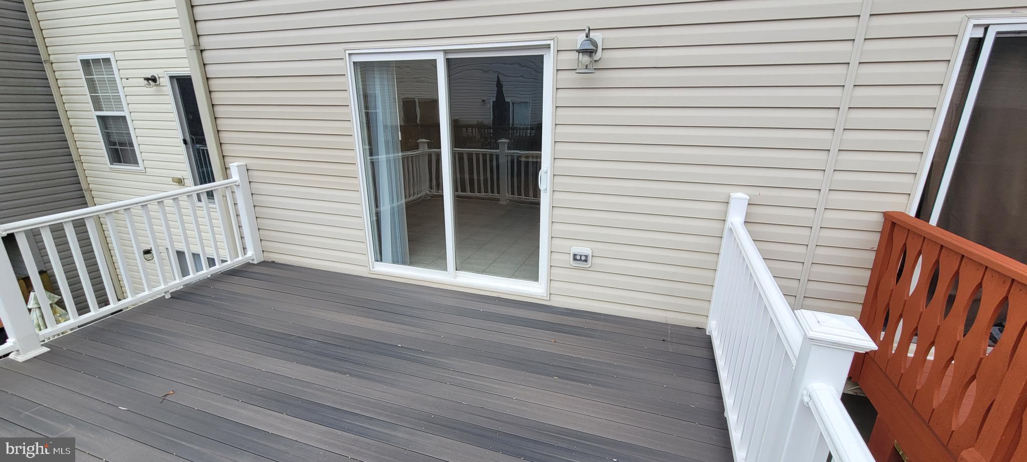 CARROLLWOOD MANOR - Residential