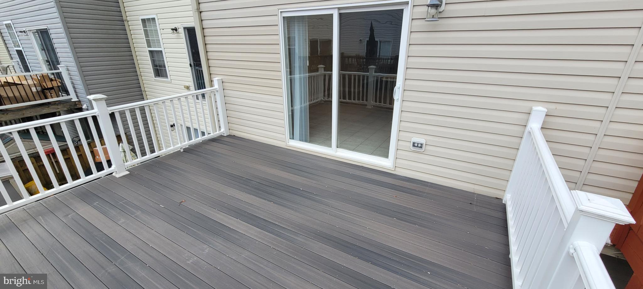 CARROLLWOOD MANOR - Residential