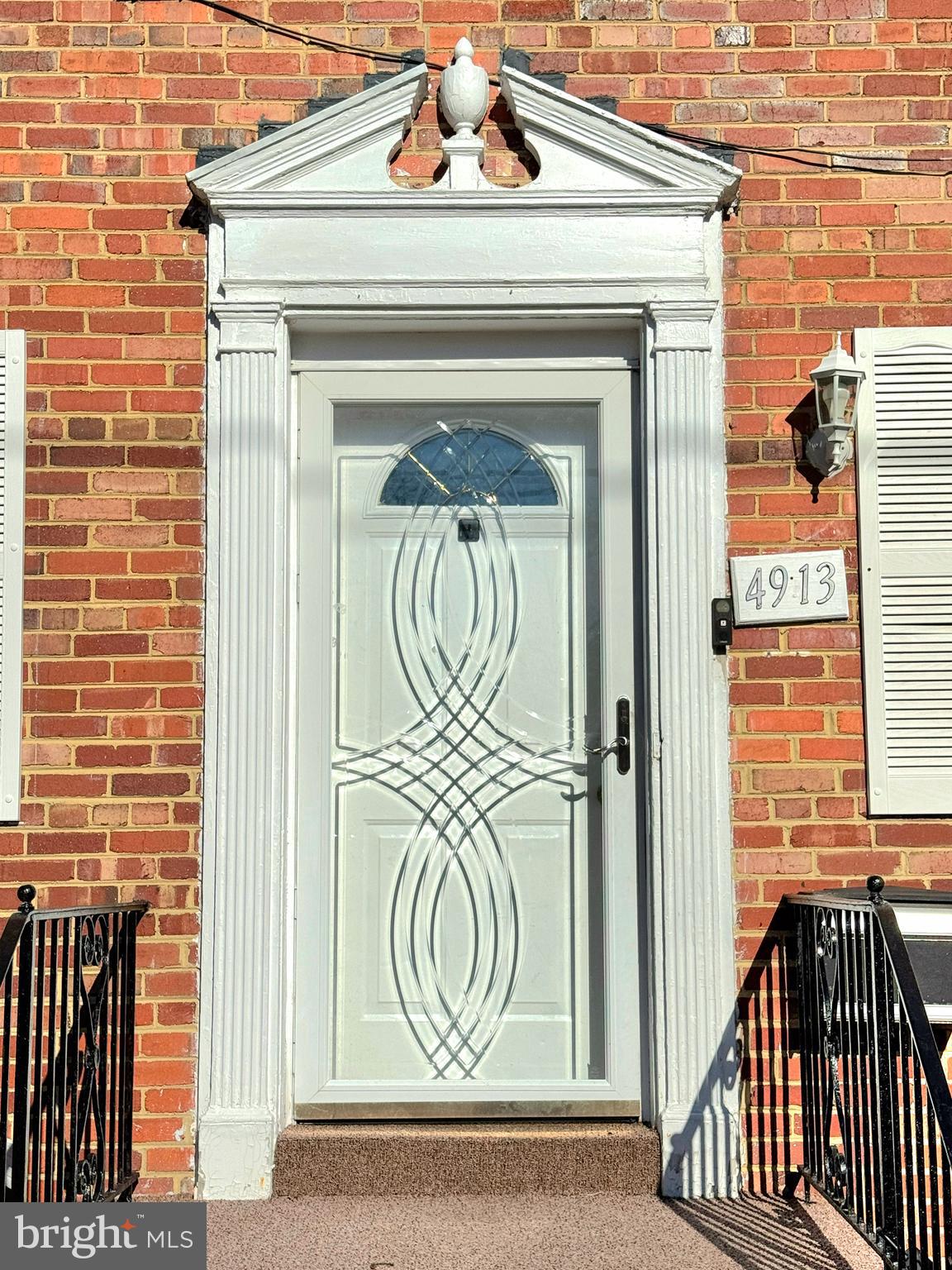 AVONDALE TERRACE - Residential