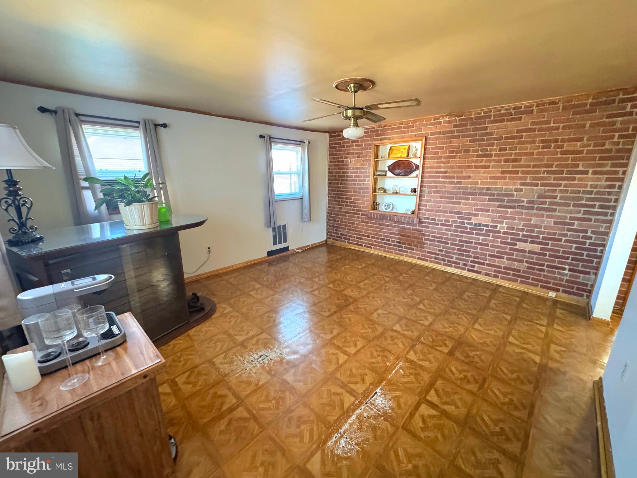 AVONDALE TERRACE - Residential