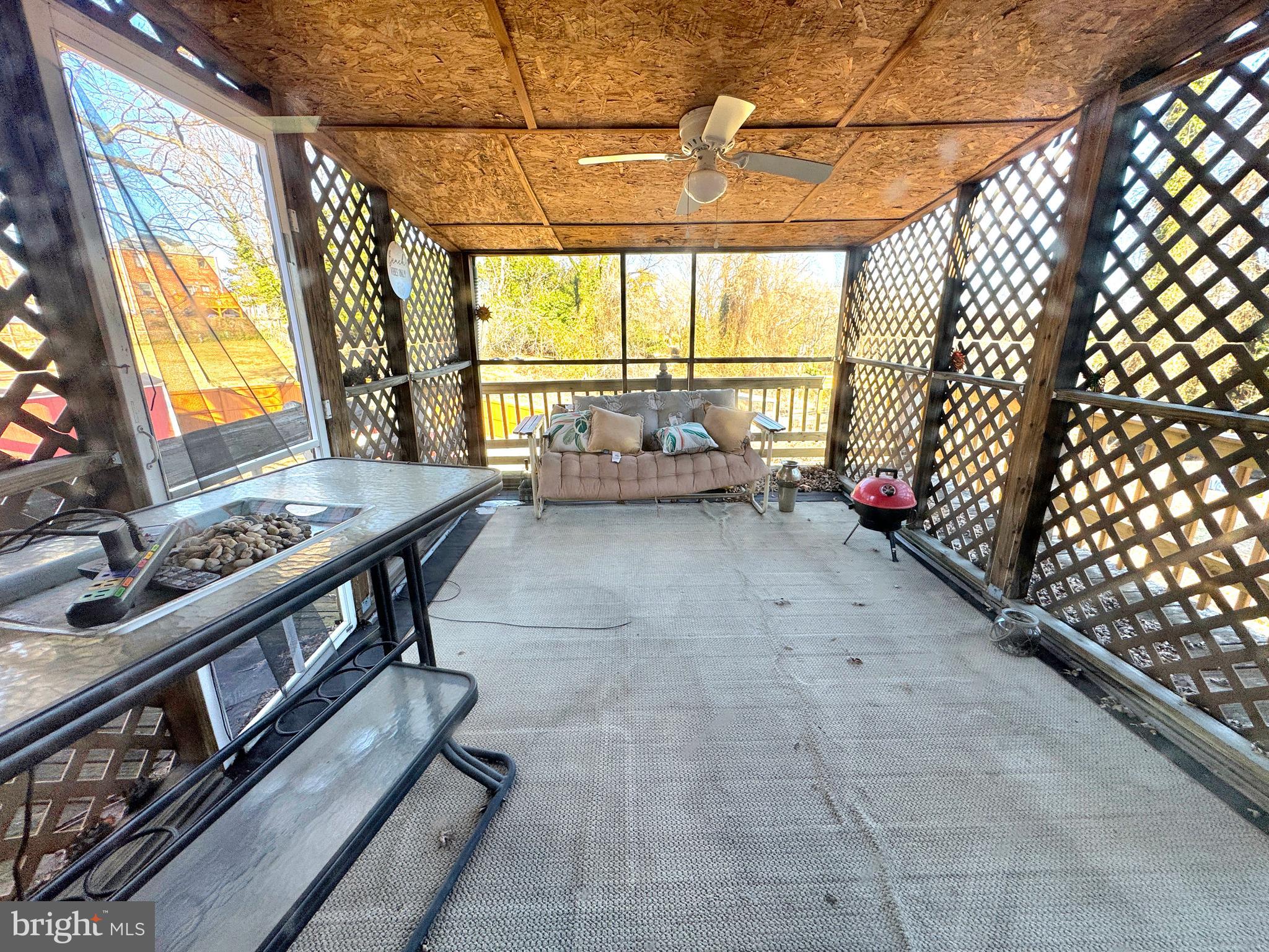 AVONDALE TERRACE - Residential