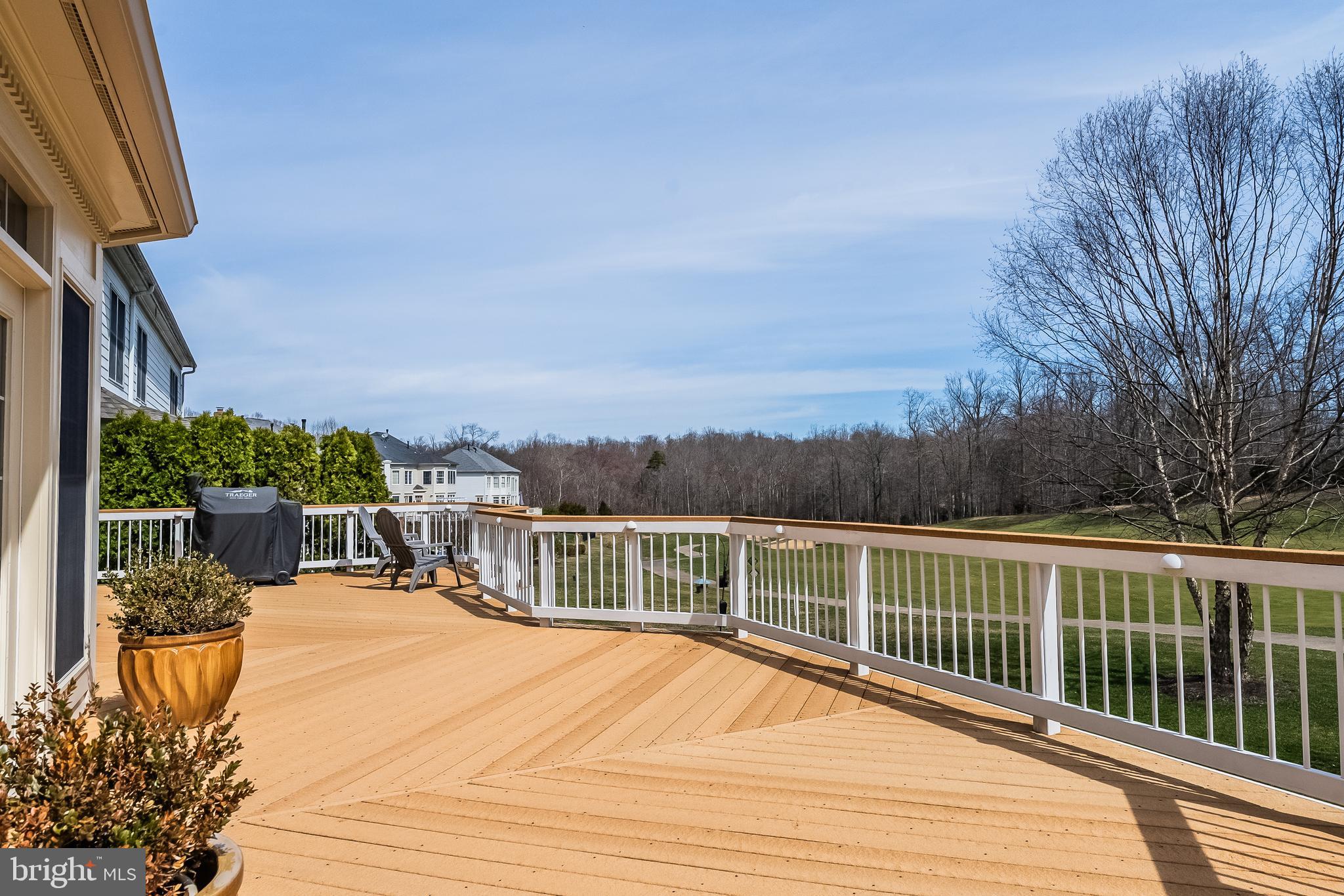 RIVER FALLS - Residential