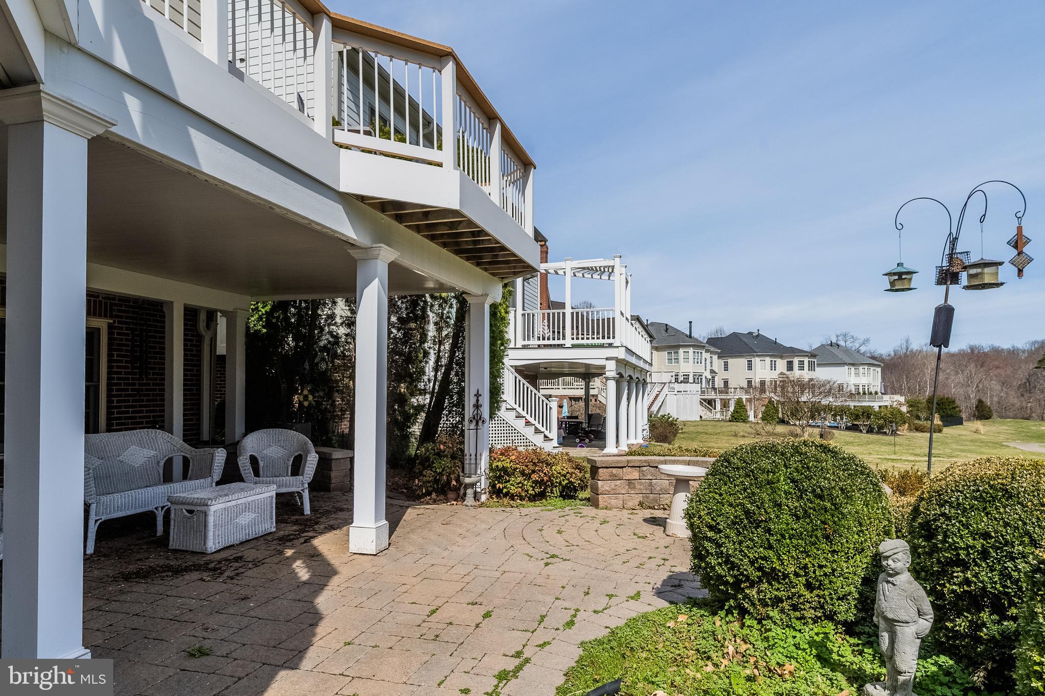 RIVER FALLS - Residential