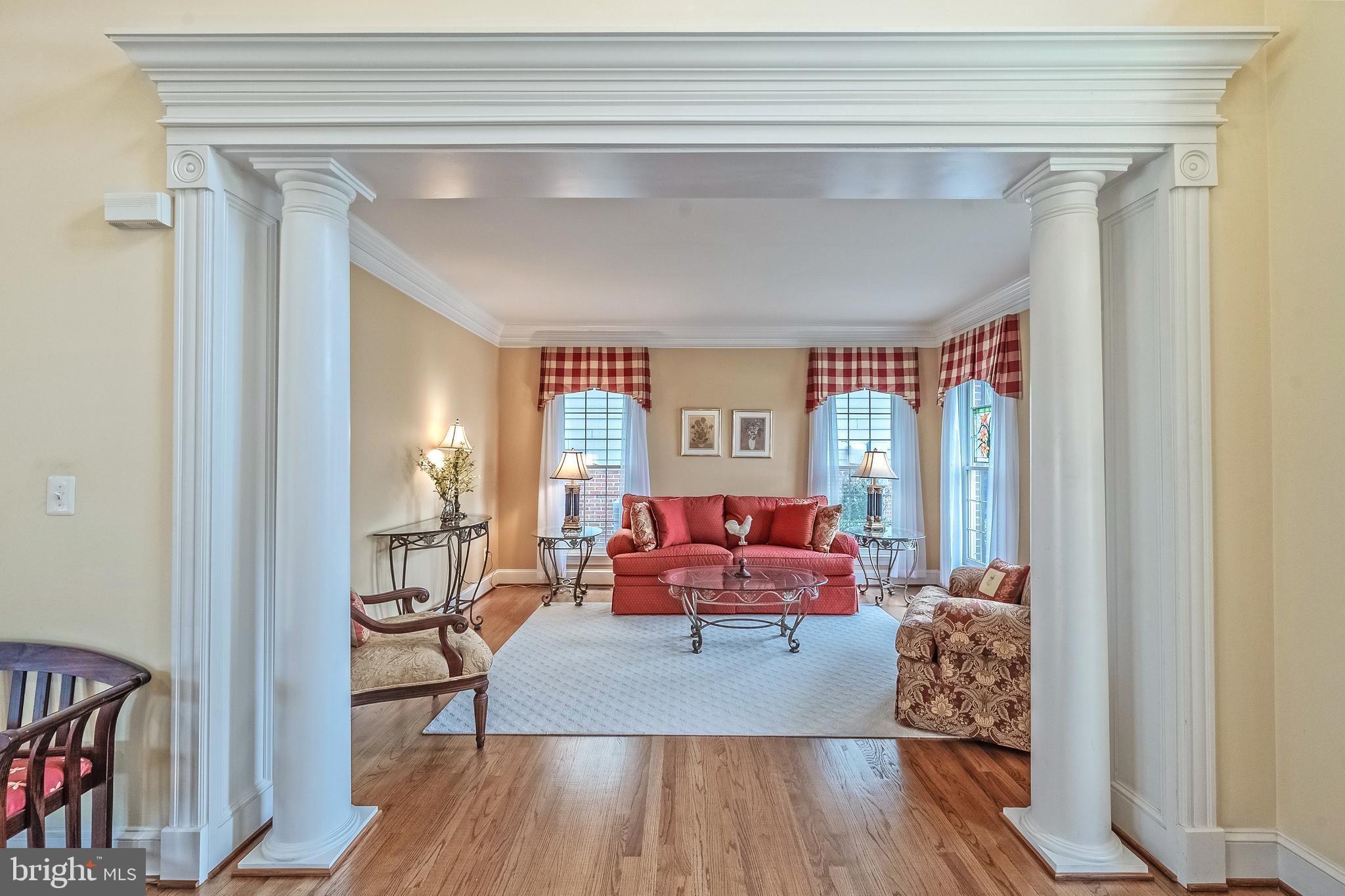 RIVER FALLS - Residential