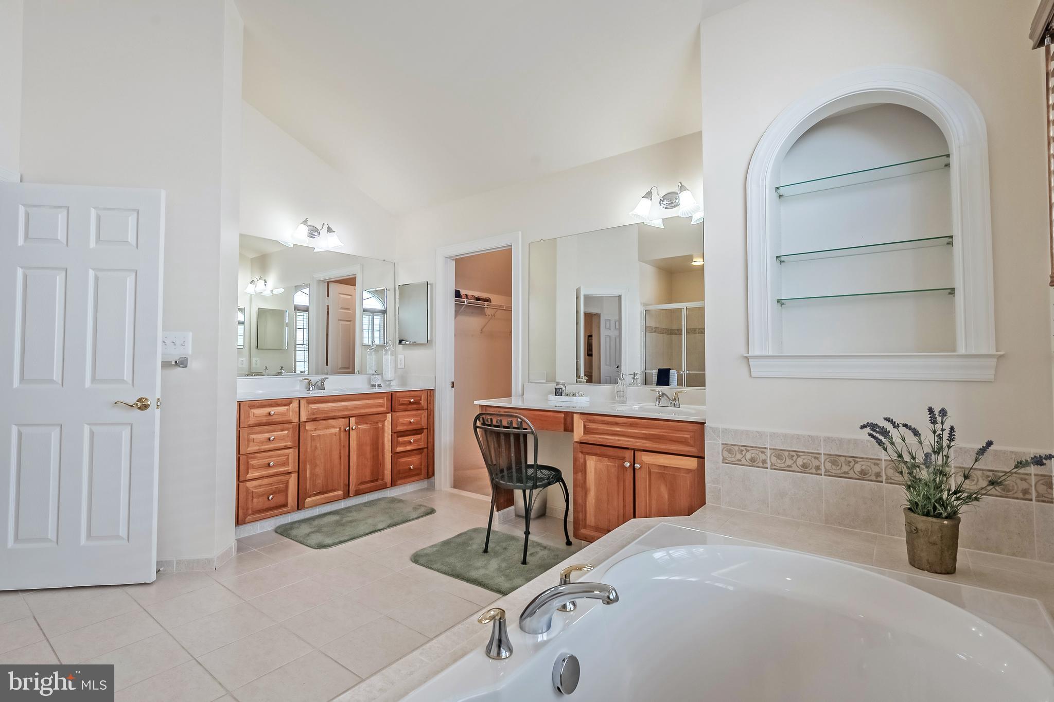 RIVER FALLS - Residential