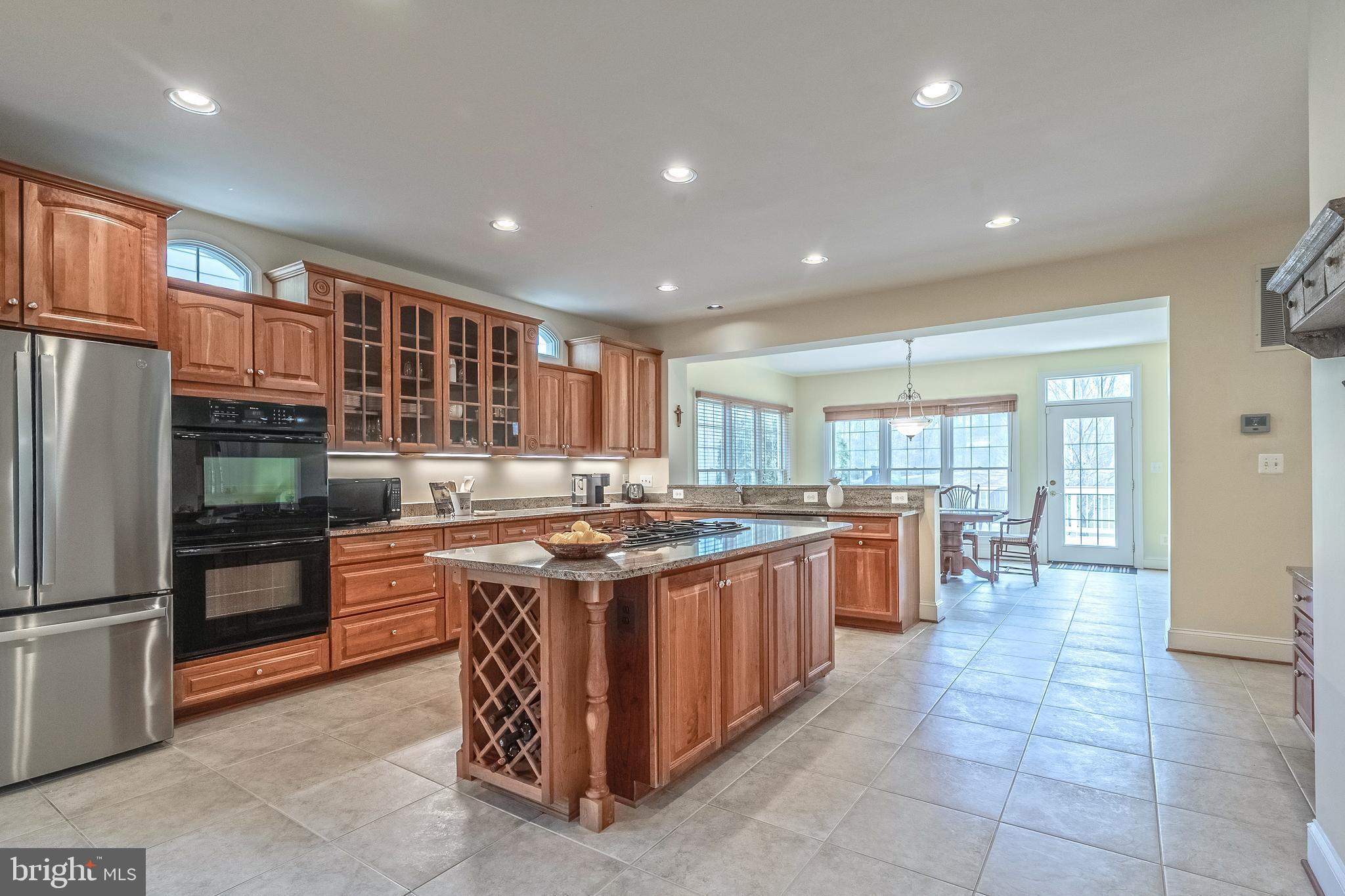 RIVER FALLS - Residential