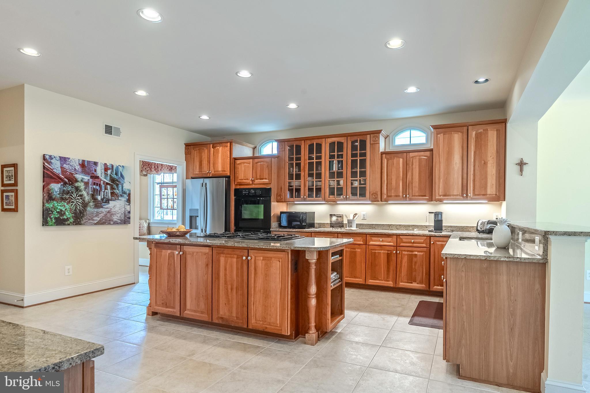 RIVER FALLS - Residential