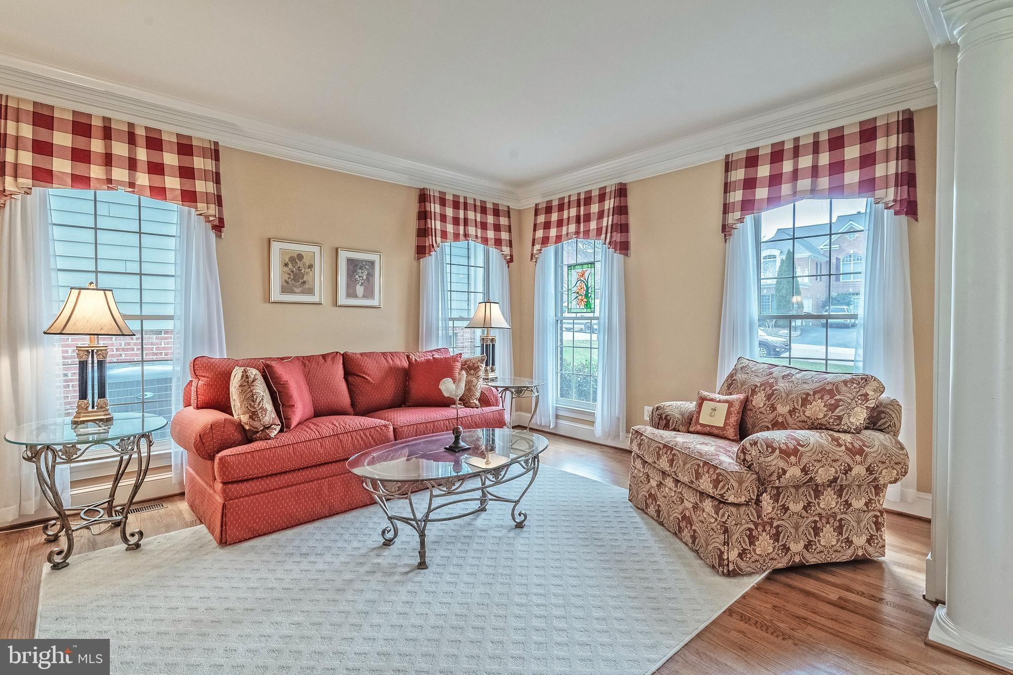 RIVER FALLS - Residential