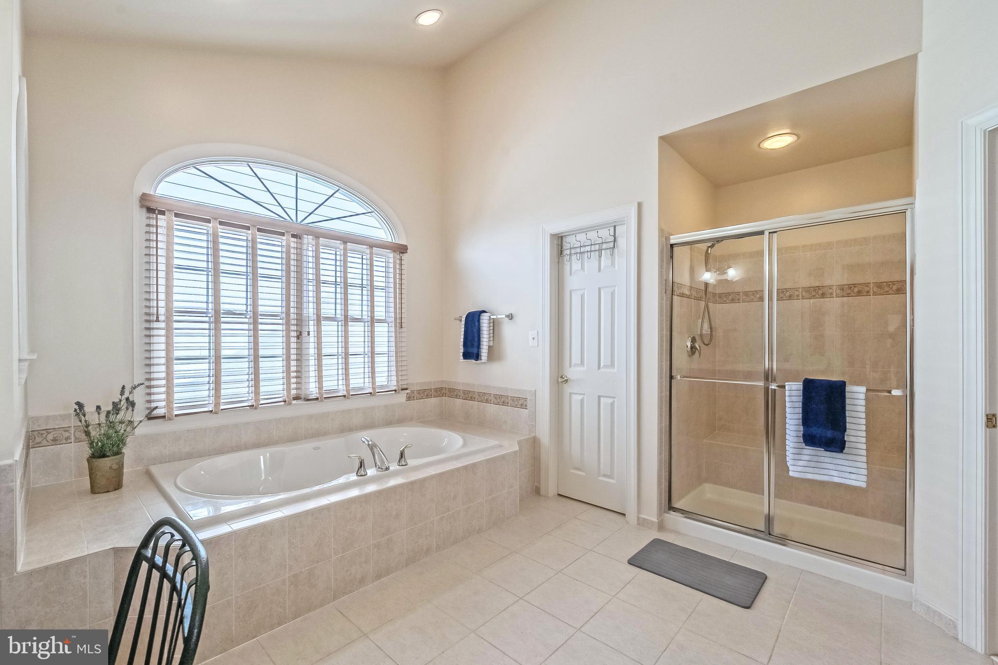 RIVER FALLS - Residential