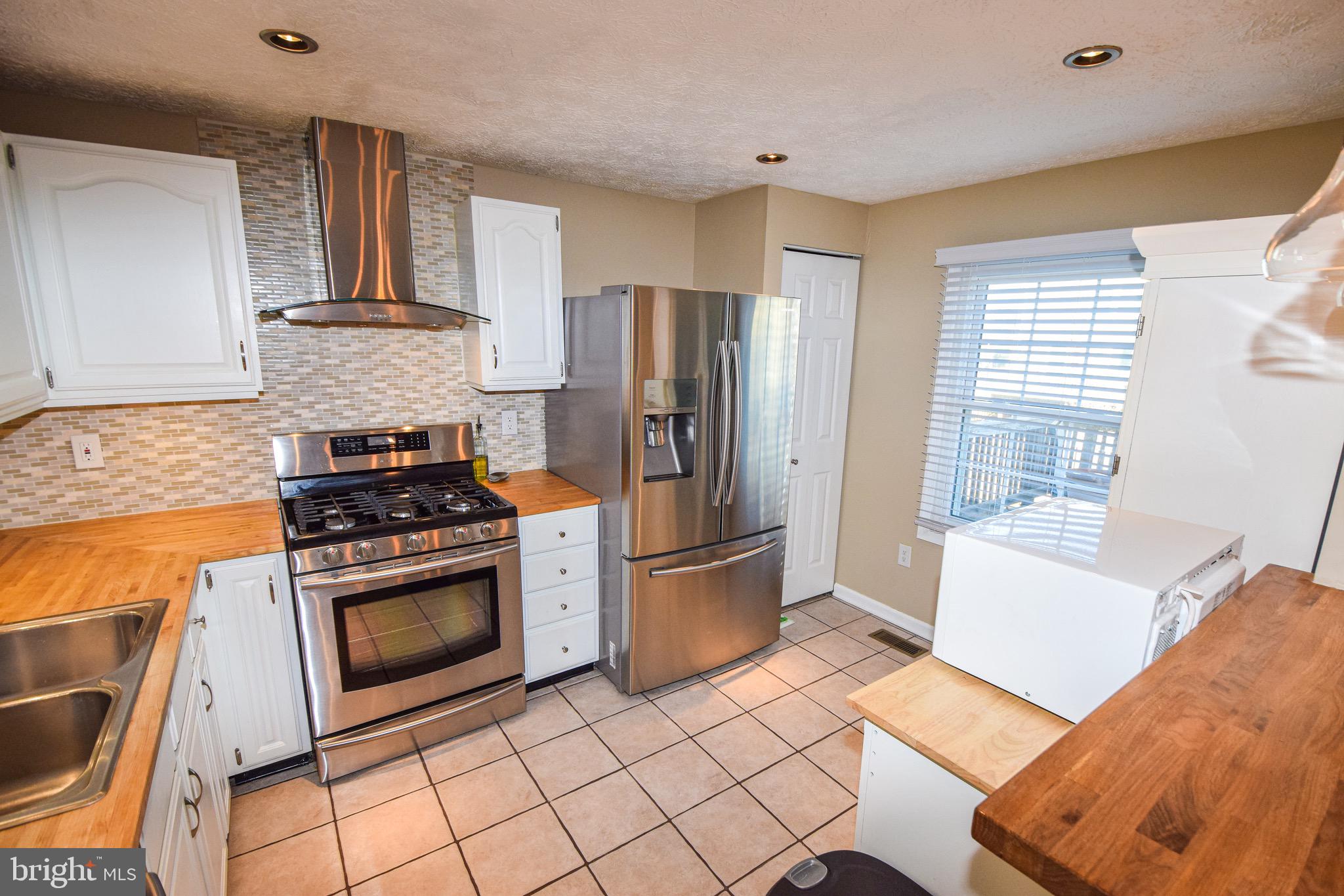 PINEY ORCHARD - Residential