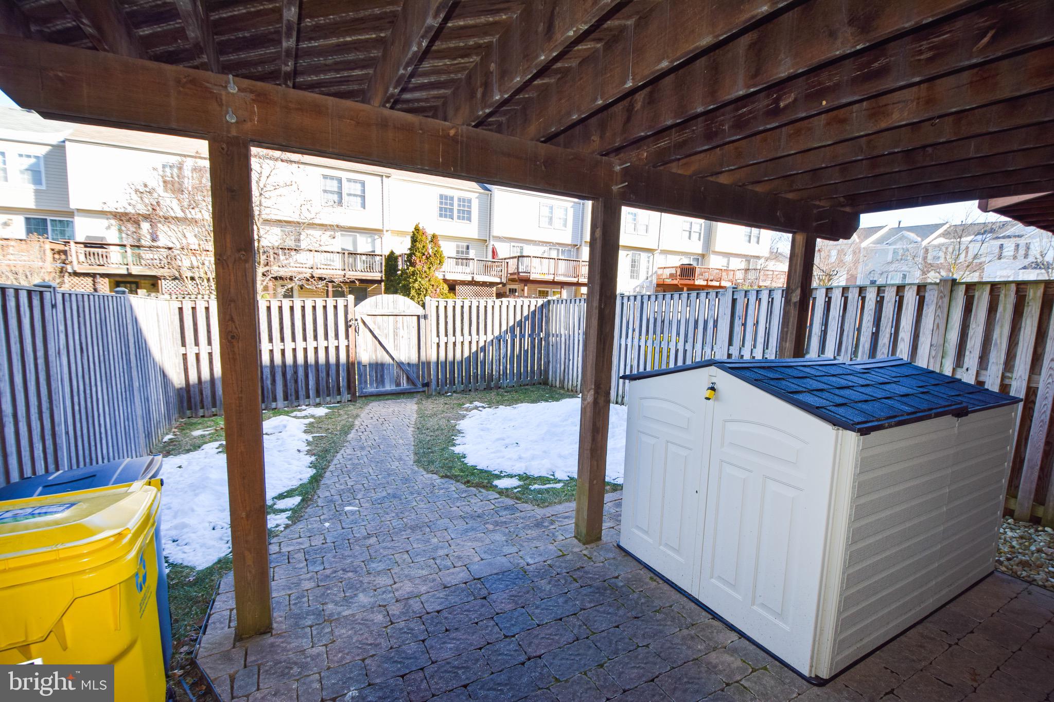 PINEY ORCHARD - Residential