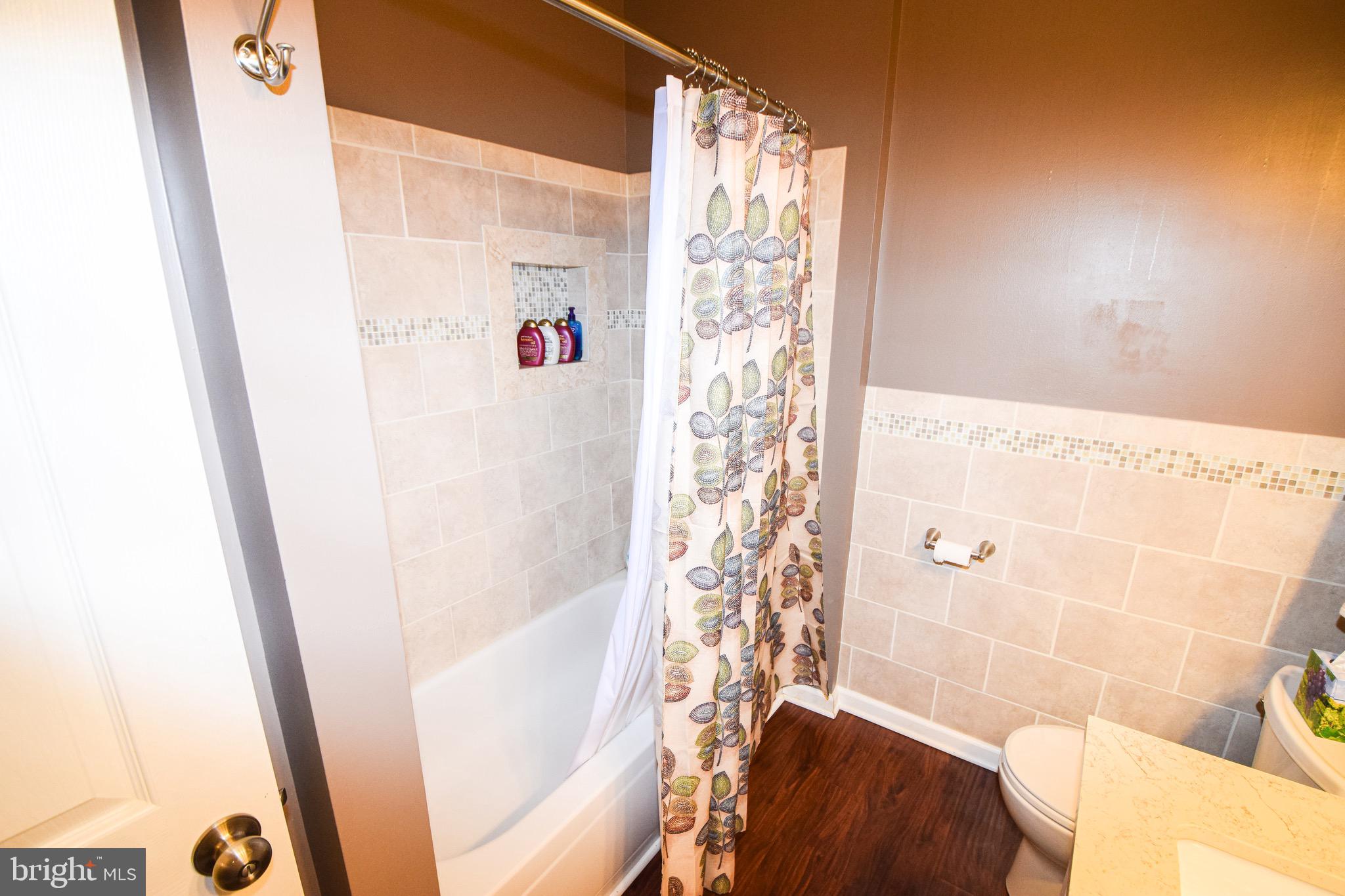 PINEY ORCHARD - Residential