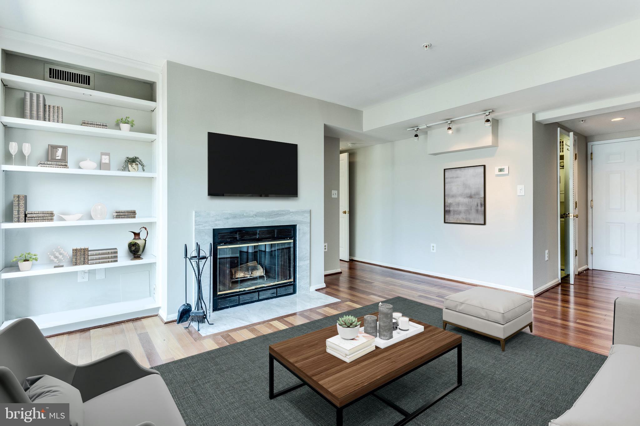 HENRIETTA SQUARE - Residential