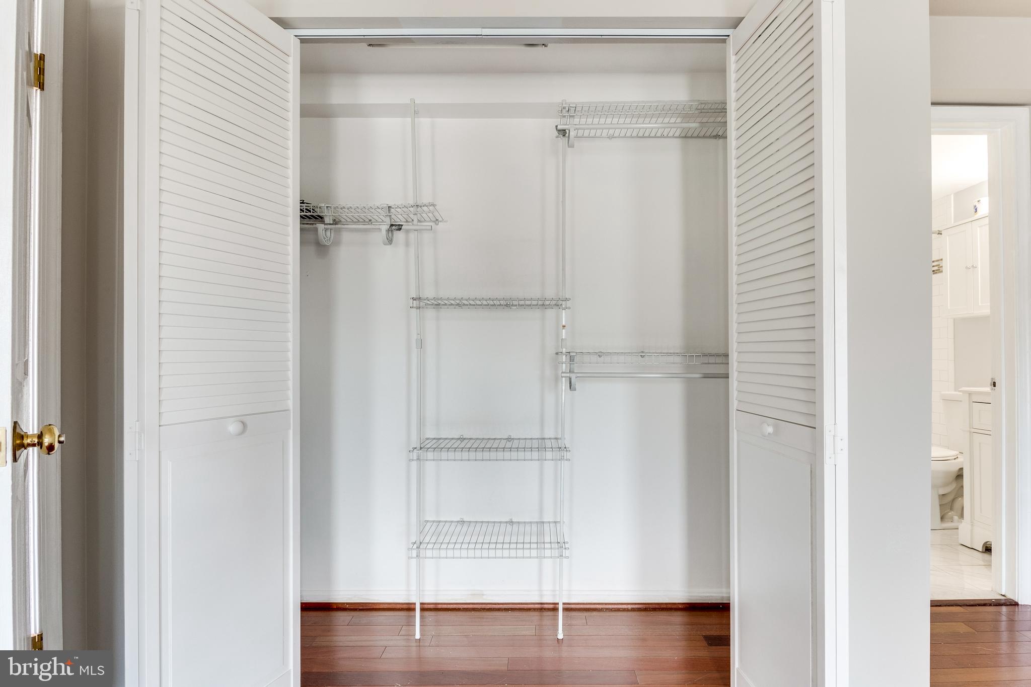 HENRIETTA SQUARE - Residential