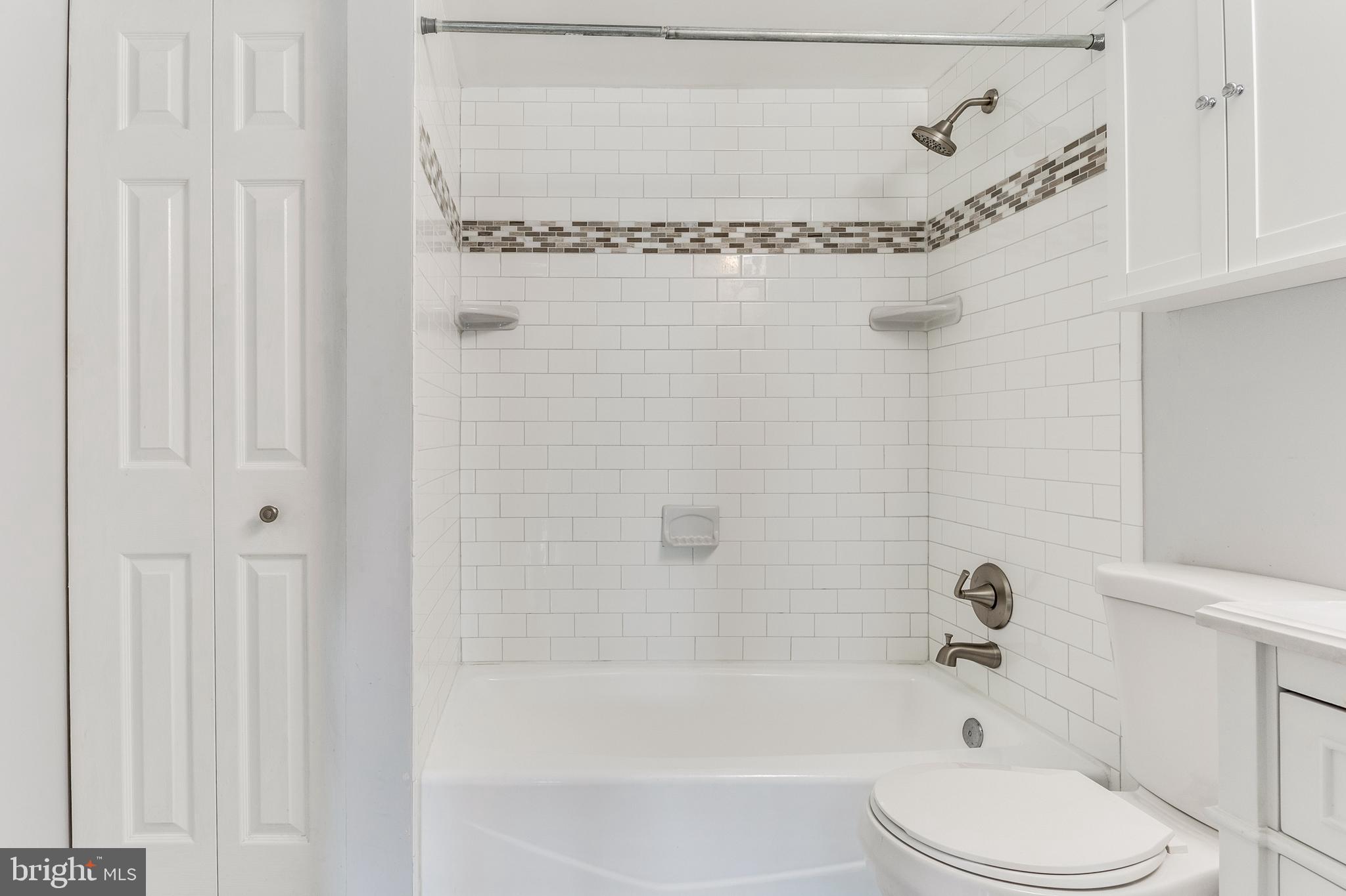 HENRIETTA SQUARE - Residential