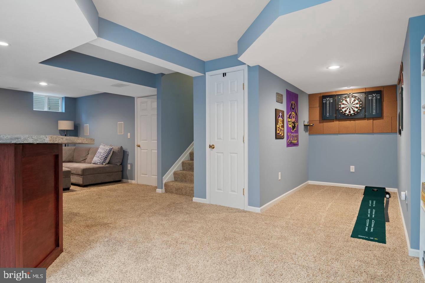 WINDING HILLS - Residential