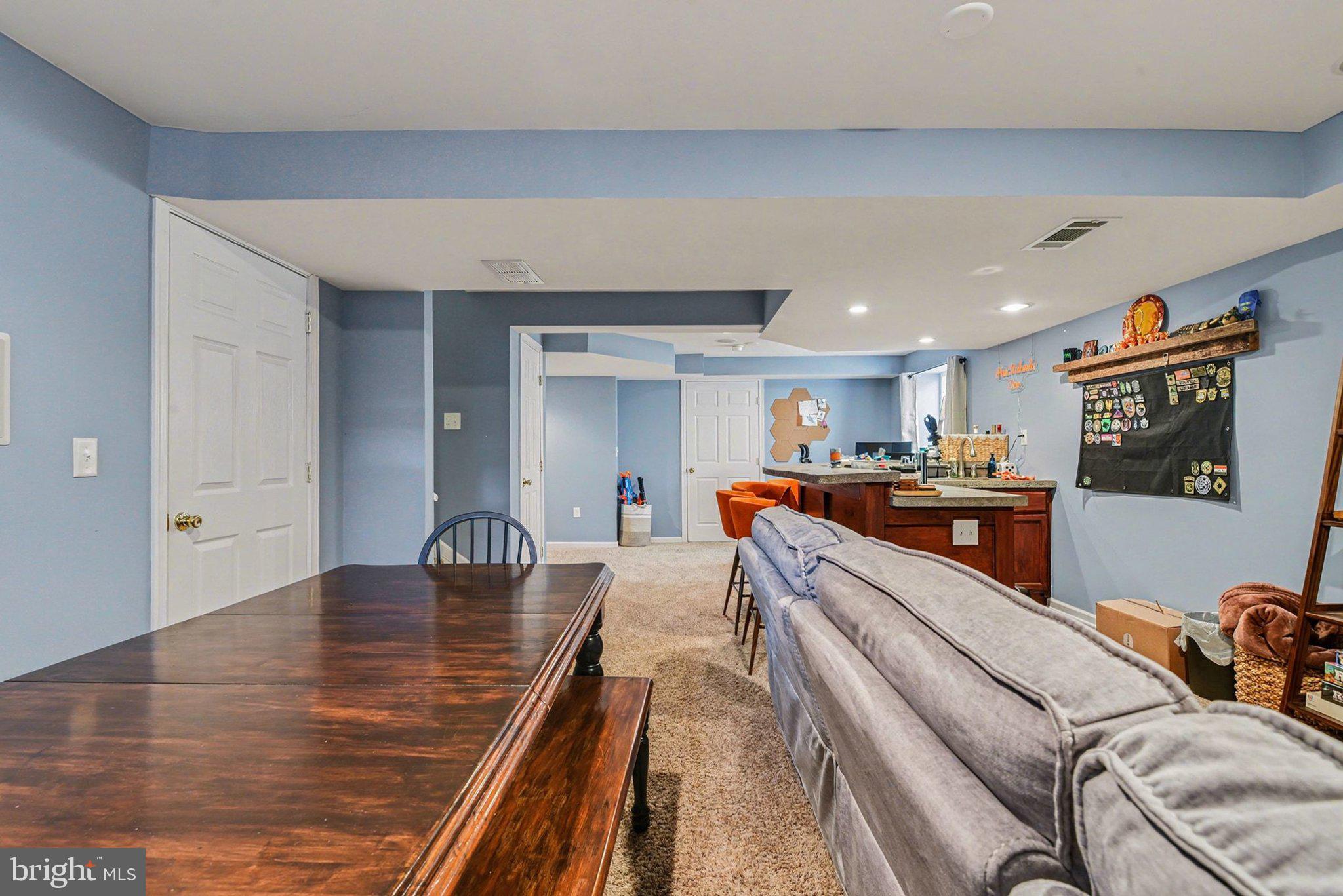 WINDING HILLS - Residential