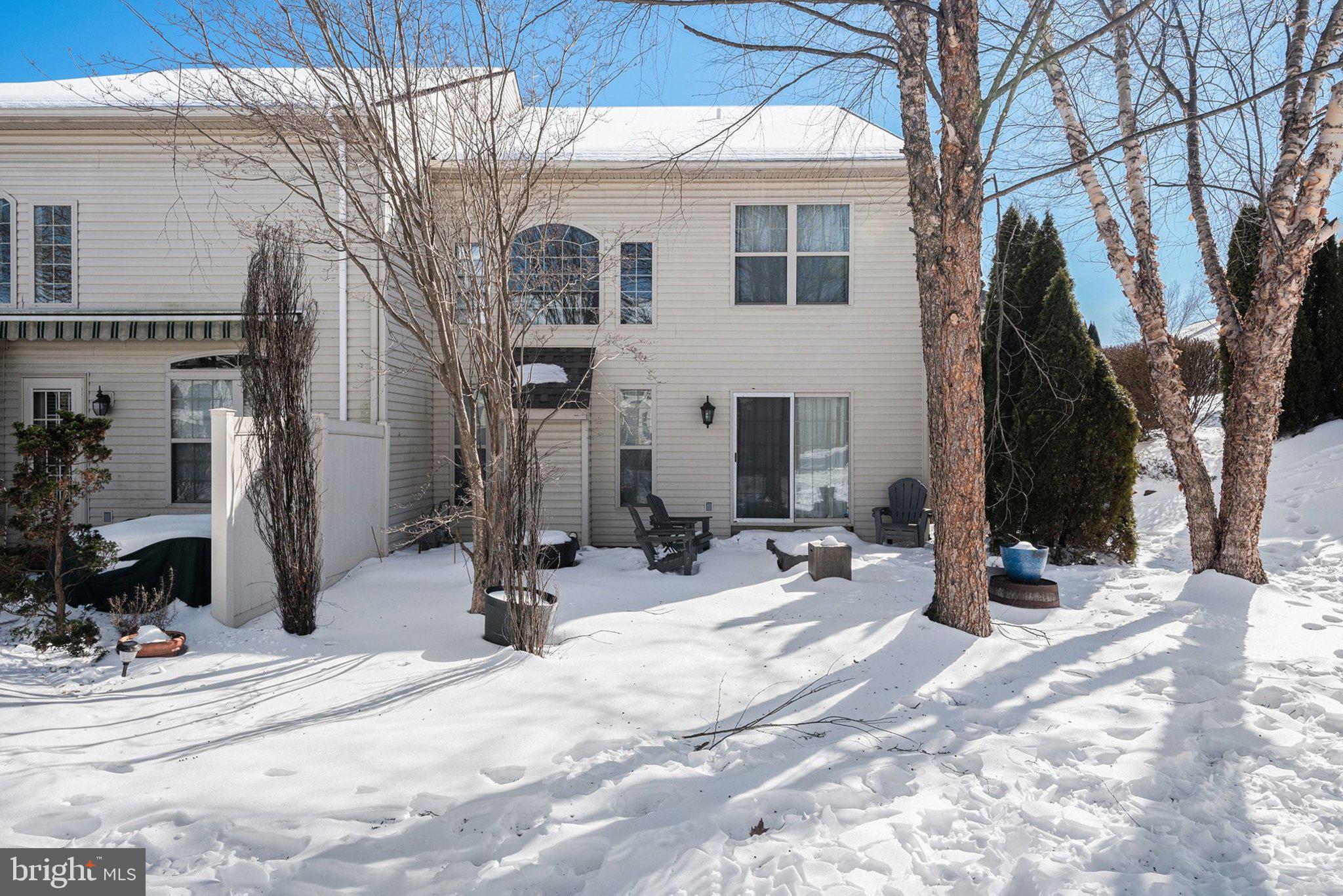 WINDING HILLS - Residential