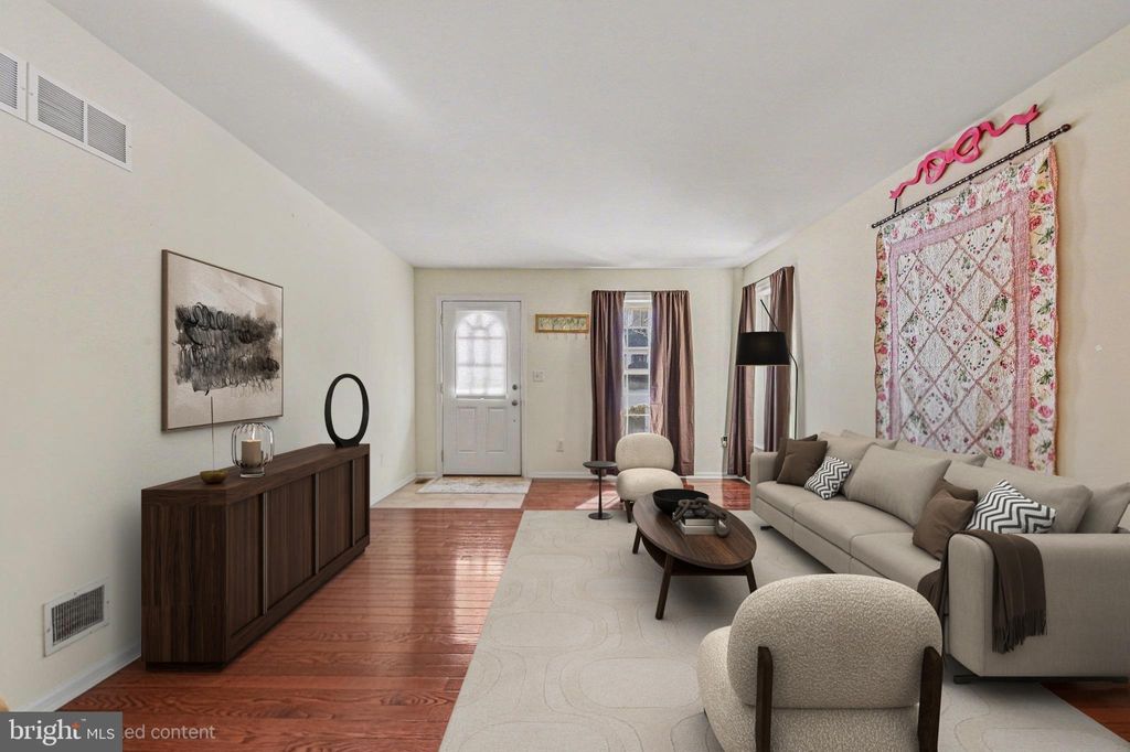 Photo of 480 Nursery Dr S, MECHANICSBURG, PA 17055 (MLS # PACB2050656)