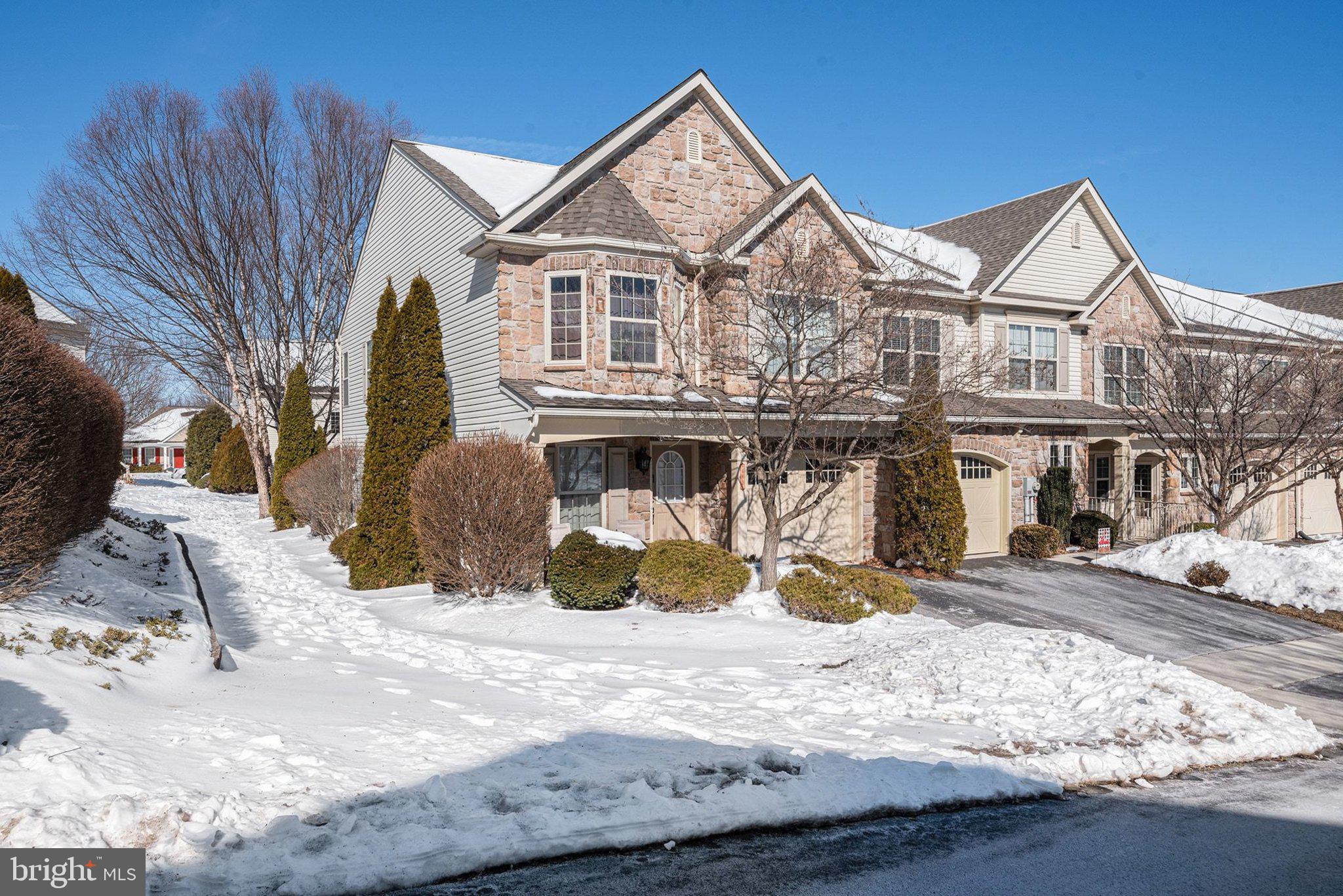 WINDING HILLS - Residential