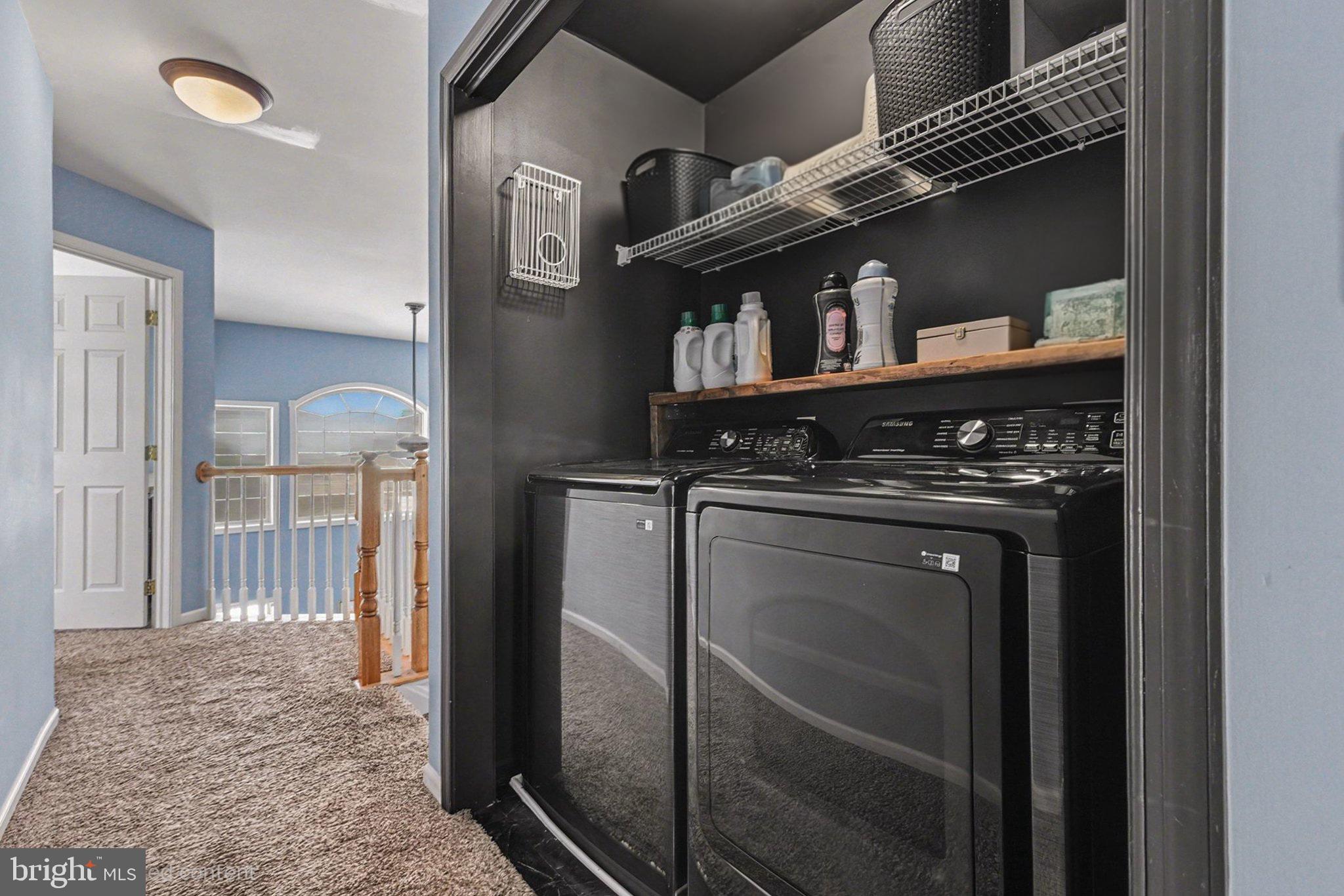 WINDING HILLS - Residential