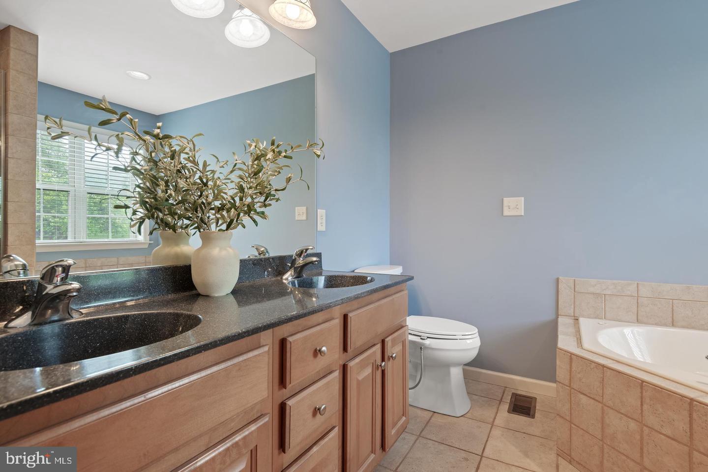 WINDING HILLS - Residential