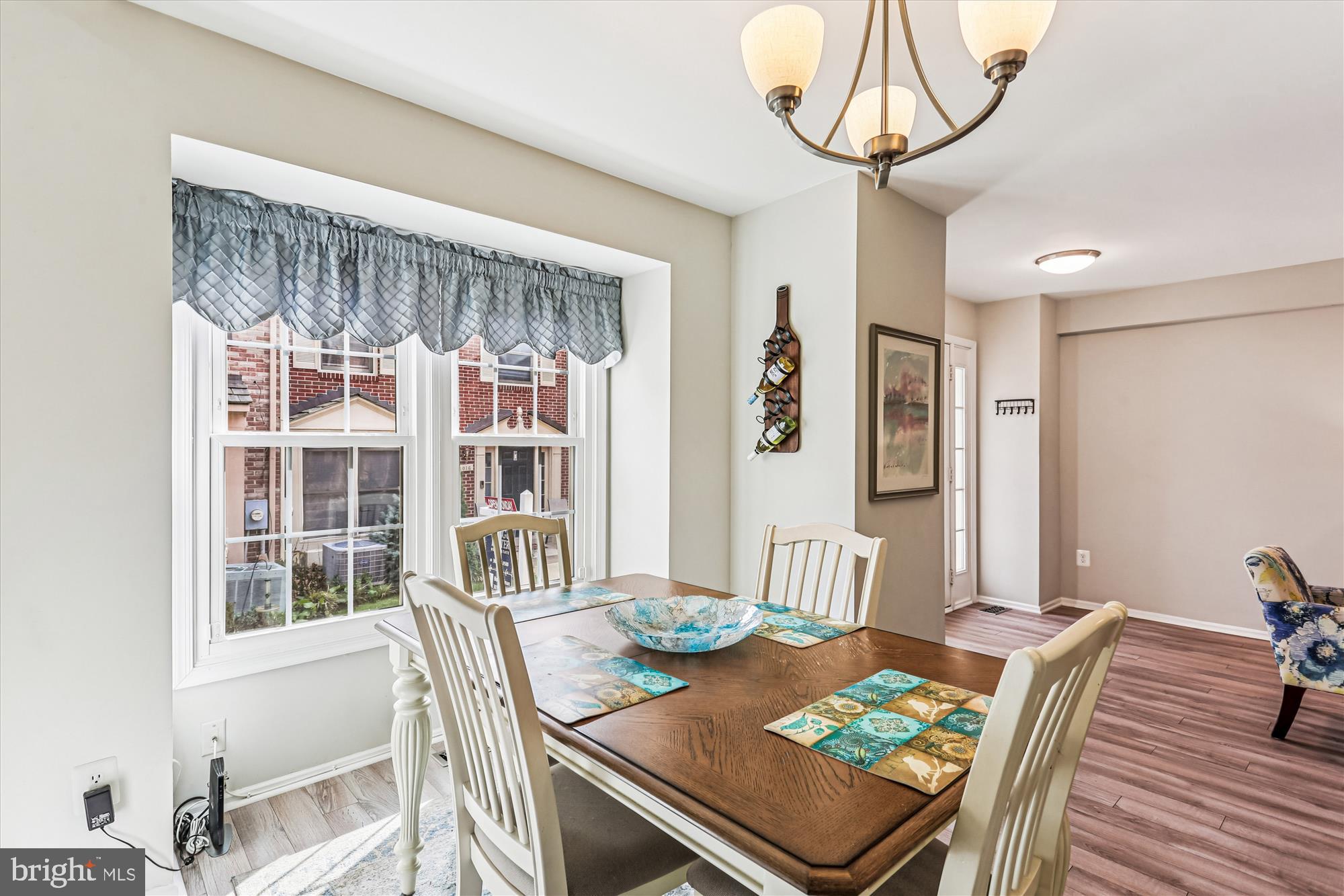 MANOR VILLAGE - Residential