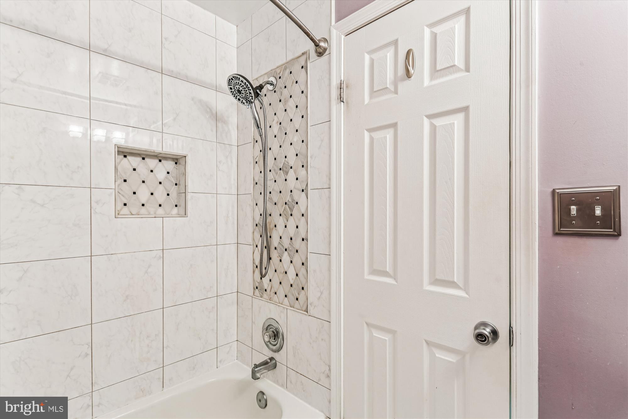 MANOR VILLAGE - Residential