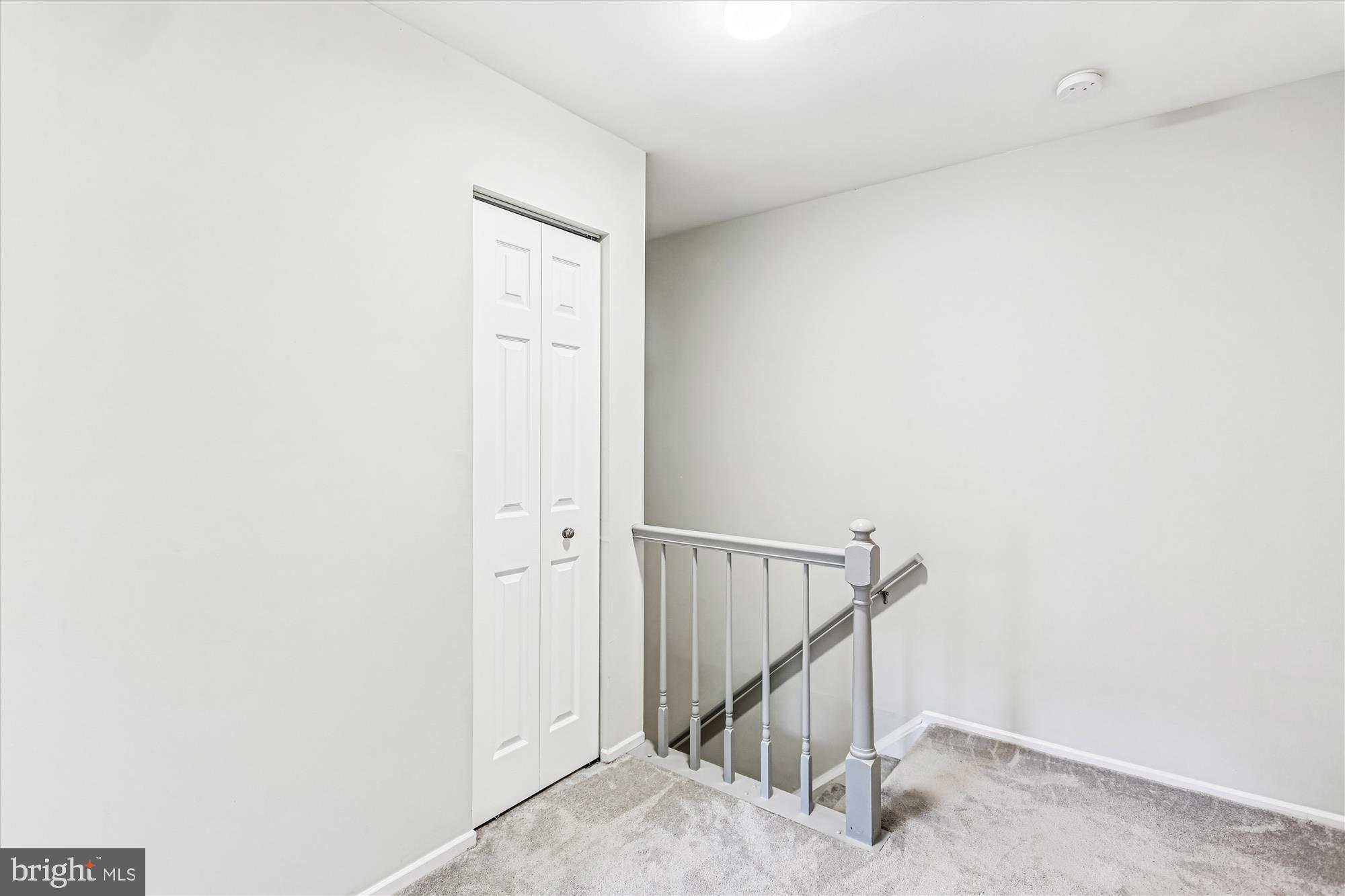 MANOR VILLAGE - Residential