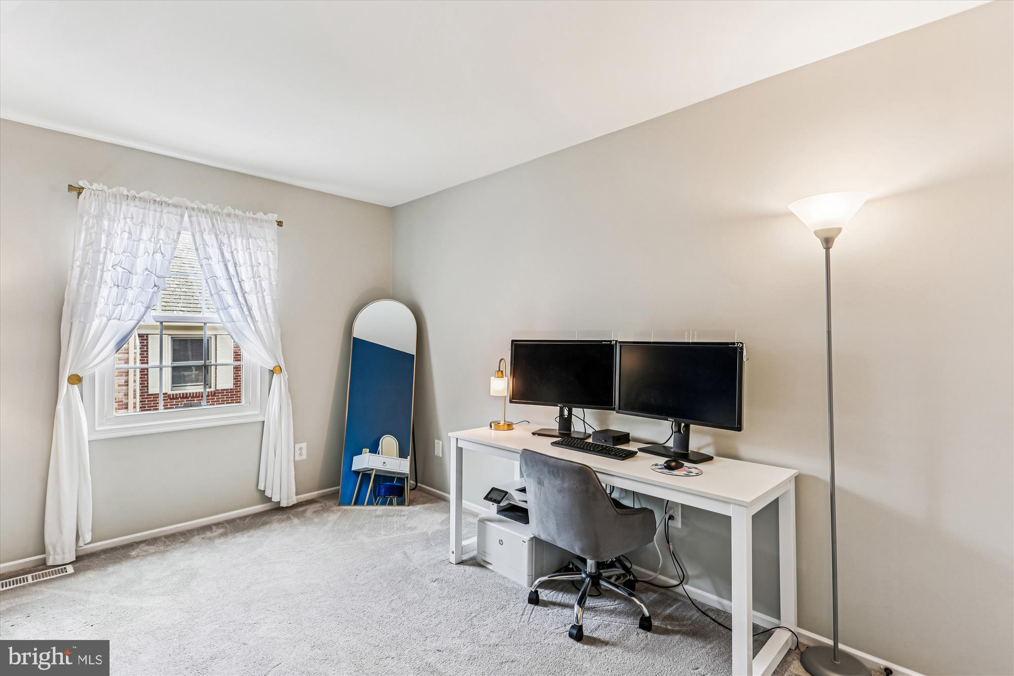 MANOR VILLAGE - Residential