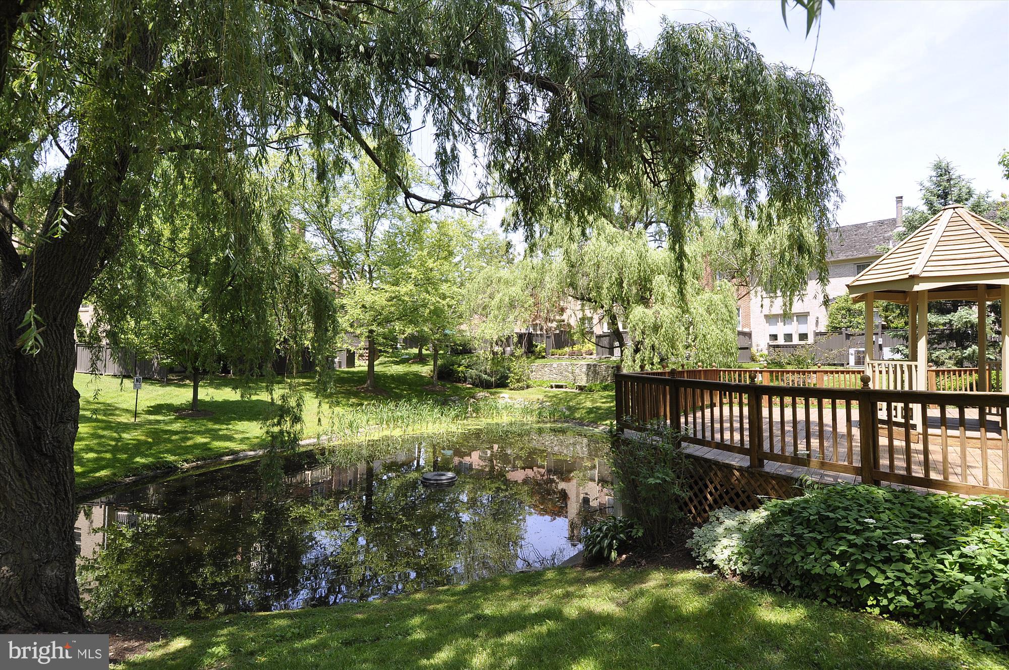 MANOR VILLAGE - Residential