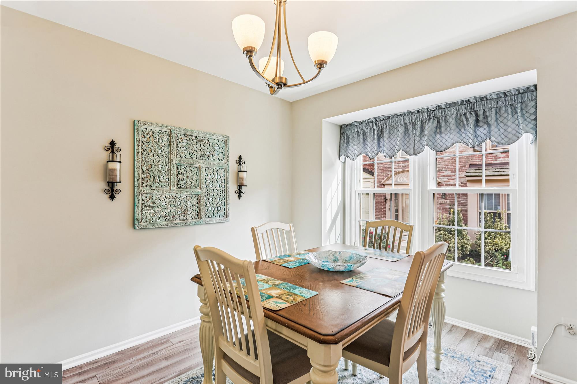 MANOR VILLAGE - Residential