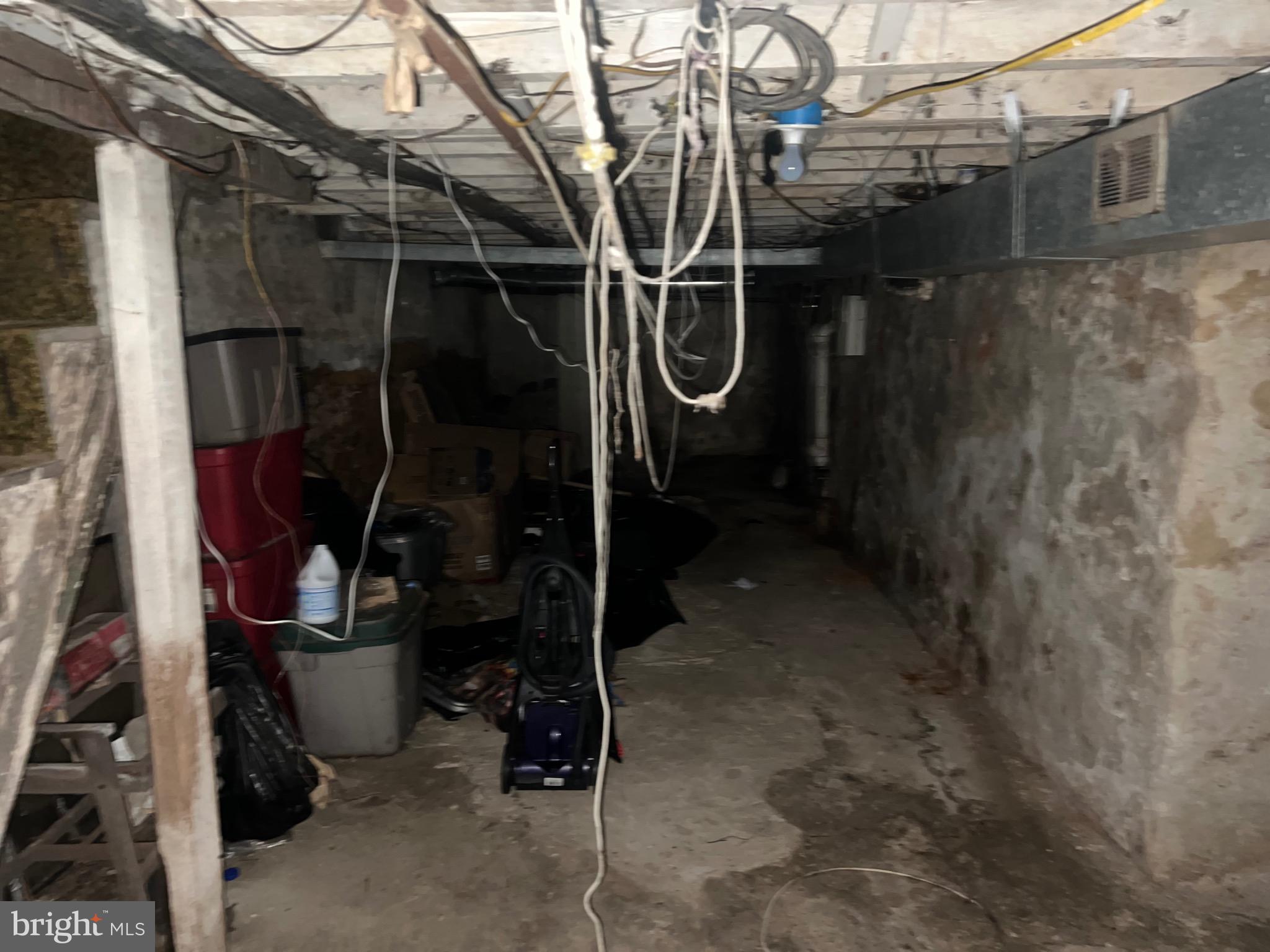 STRAWBERRY MANSION - Residential