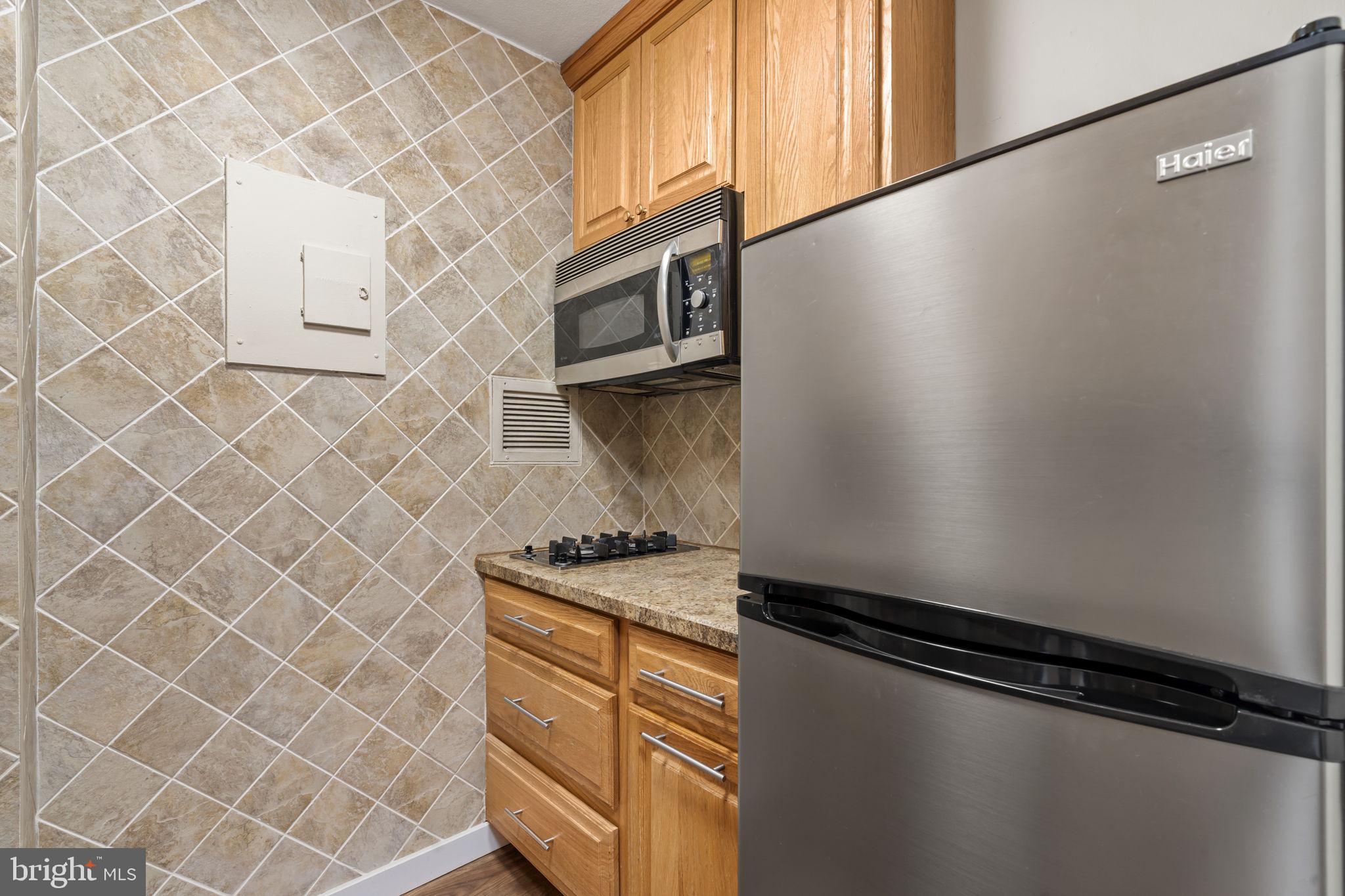 SOCIETY HILL - Residential Lease