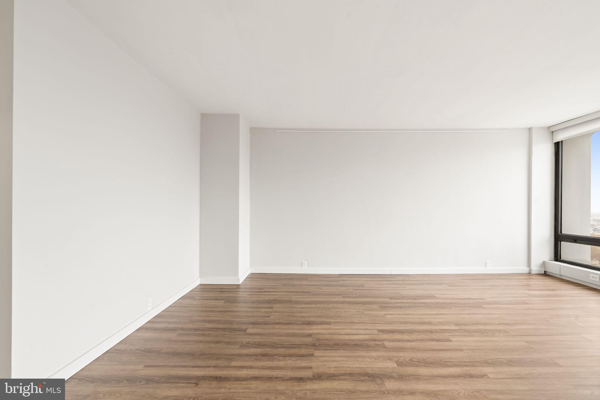 SOCIETY HILL - Residential Lease