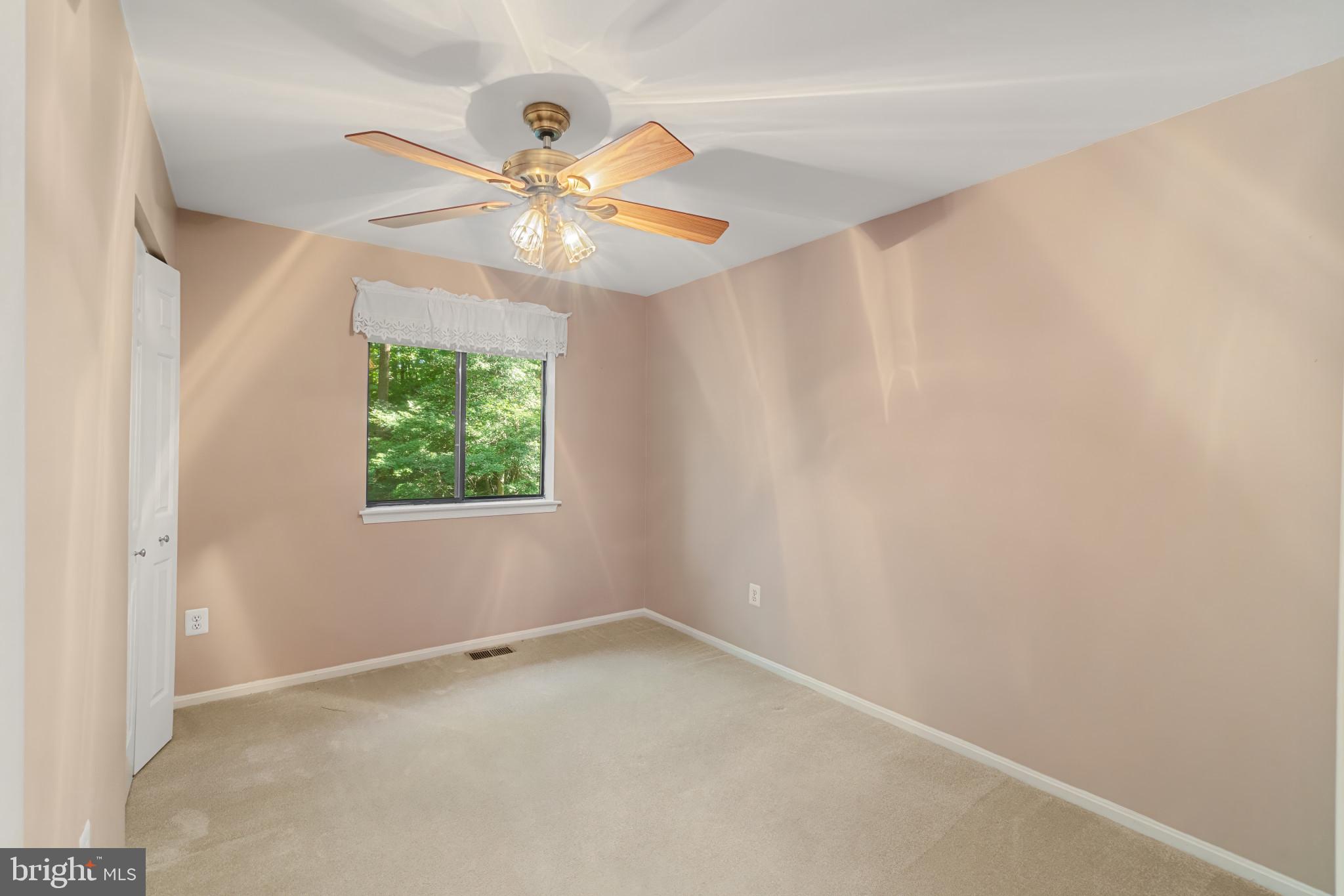 VALENTINE CREEK - Residential