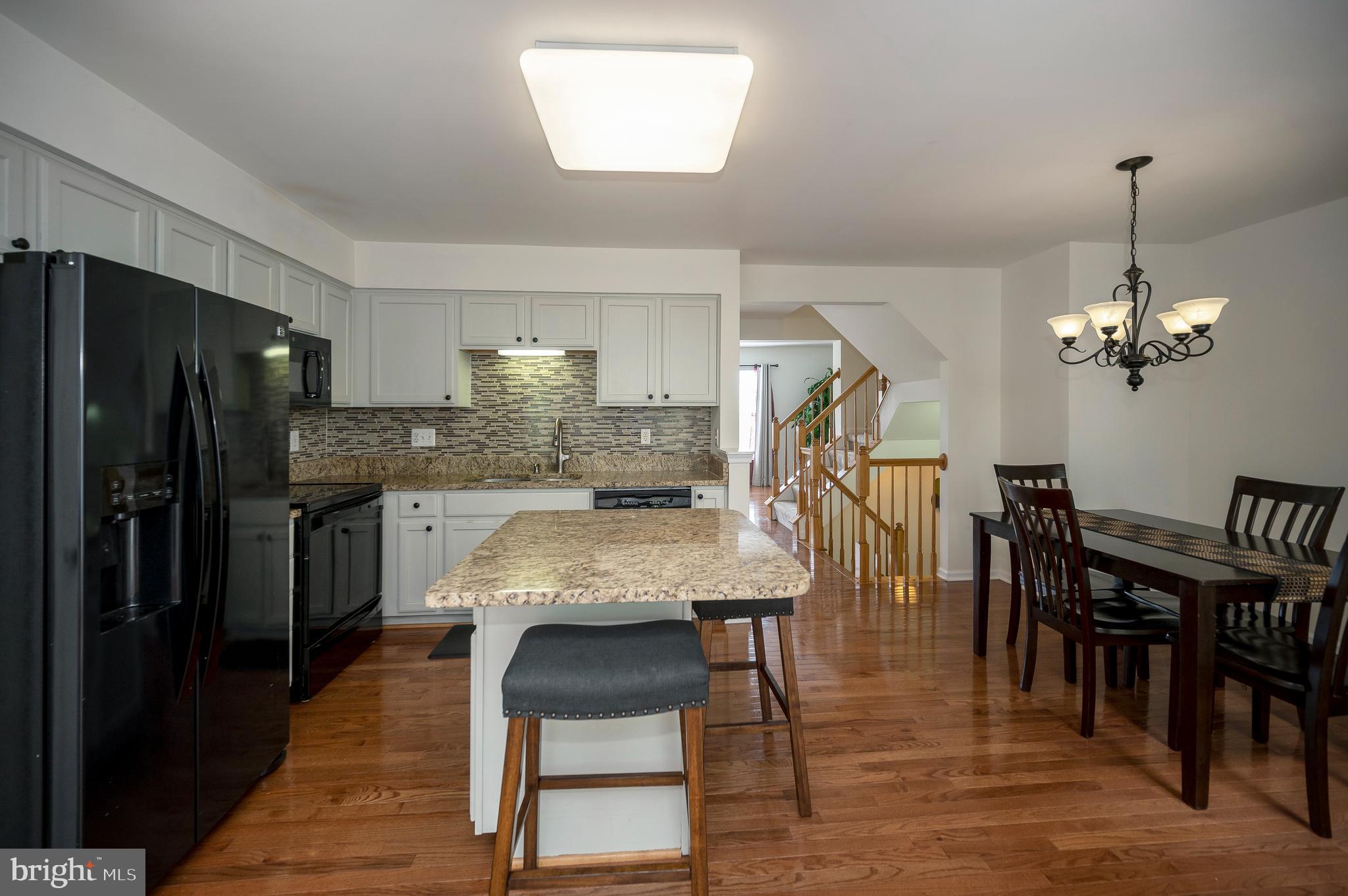 SALEM FIELDS - Residential