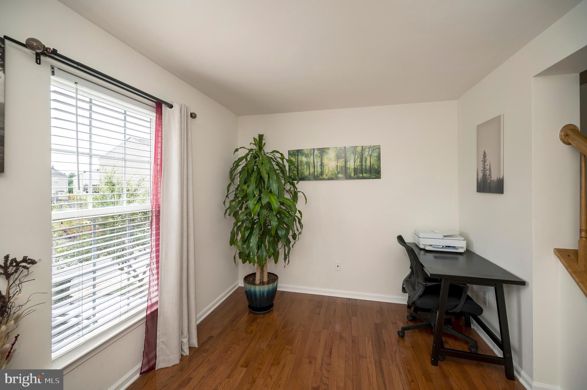 SALEM FIELDS - Residential