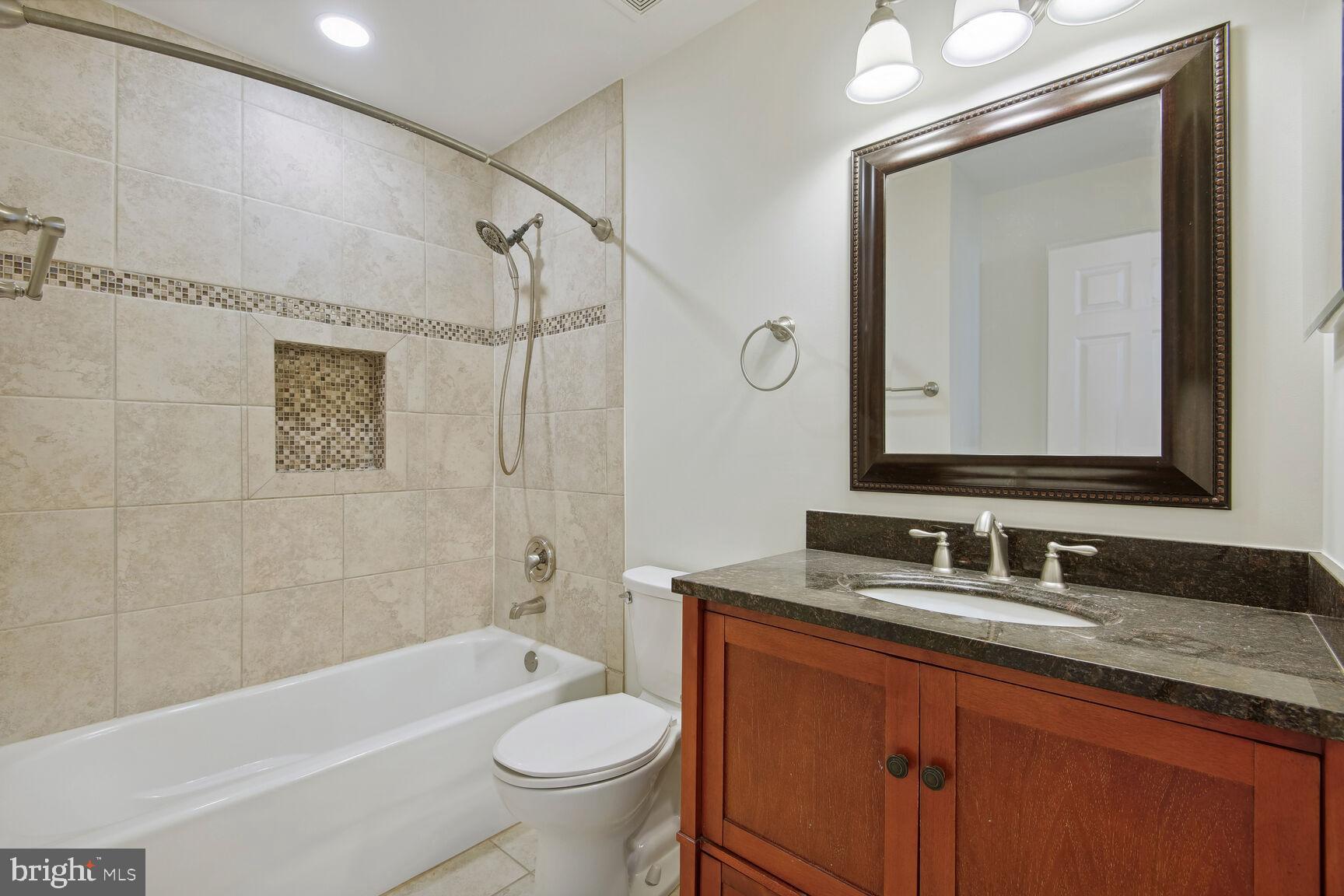 WESTMARKET - Residential Lease