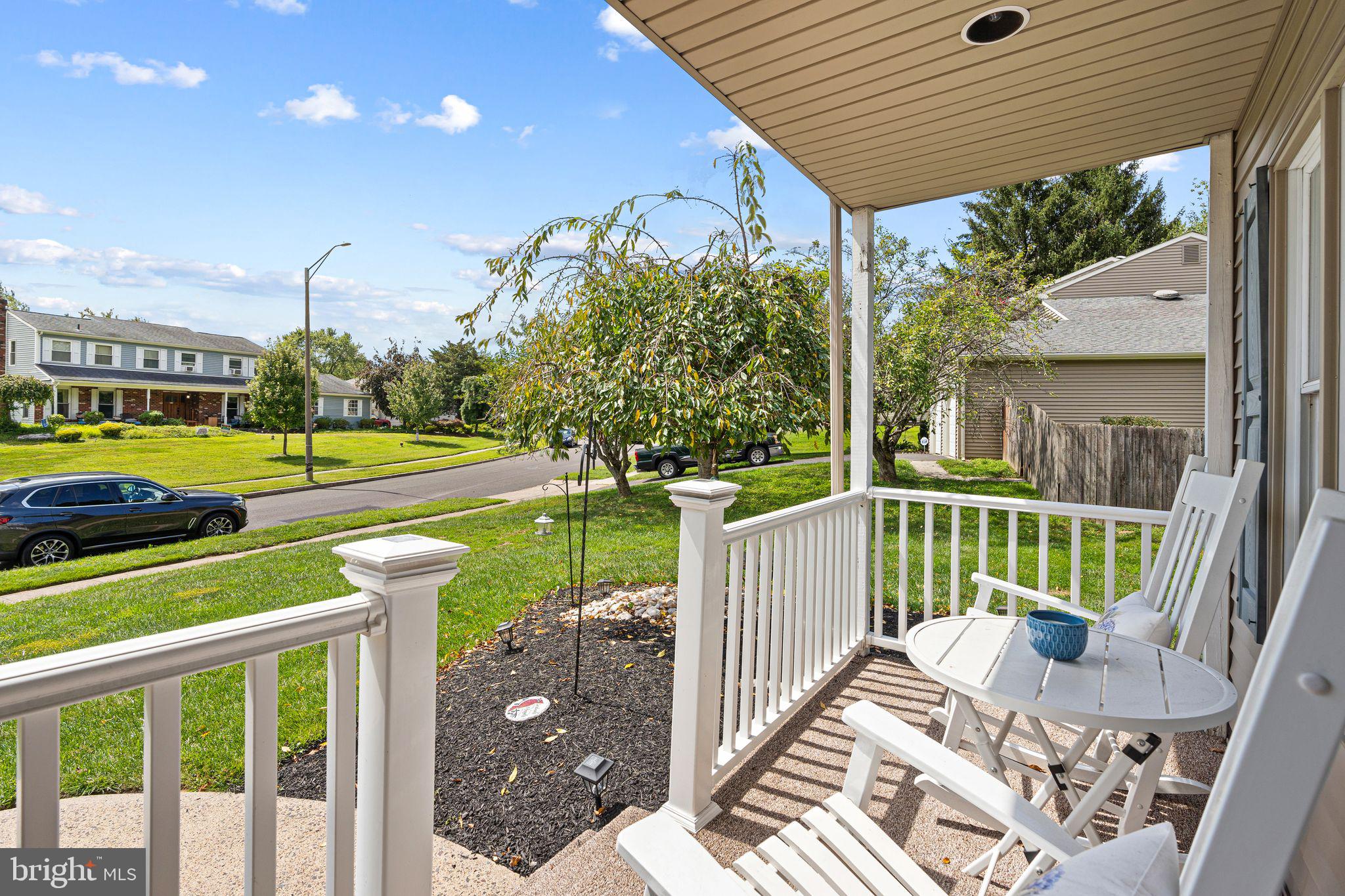801 CLIFF ROAD