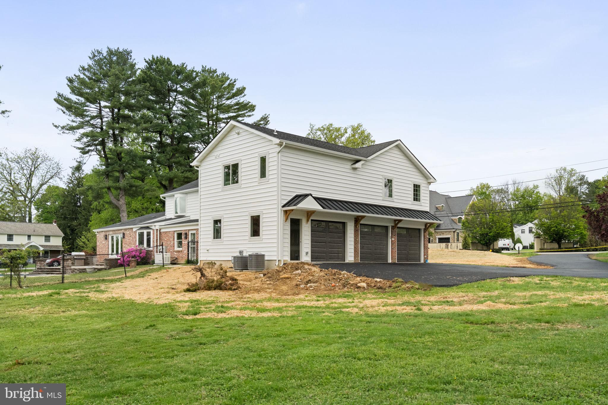 MERION GOLF MANOR - Residential