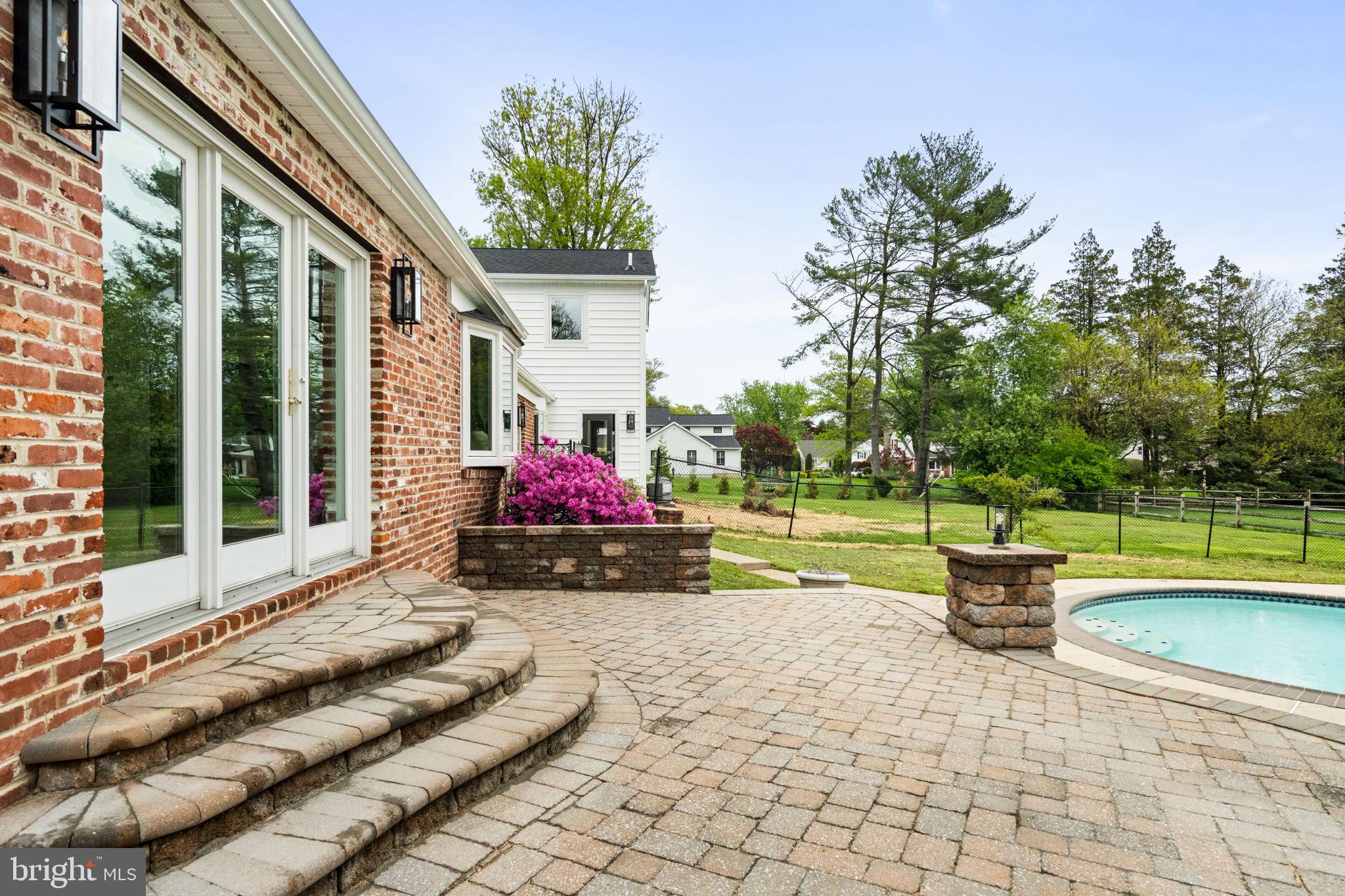 MERION GOLF MANOR - Residential