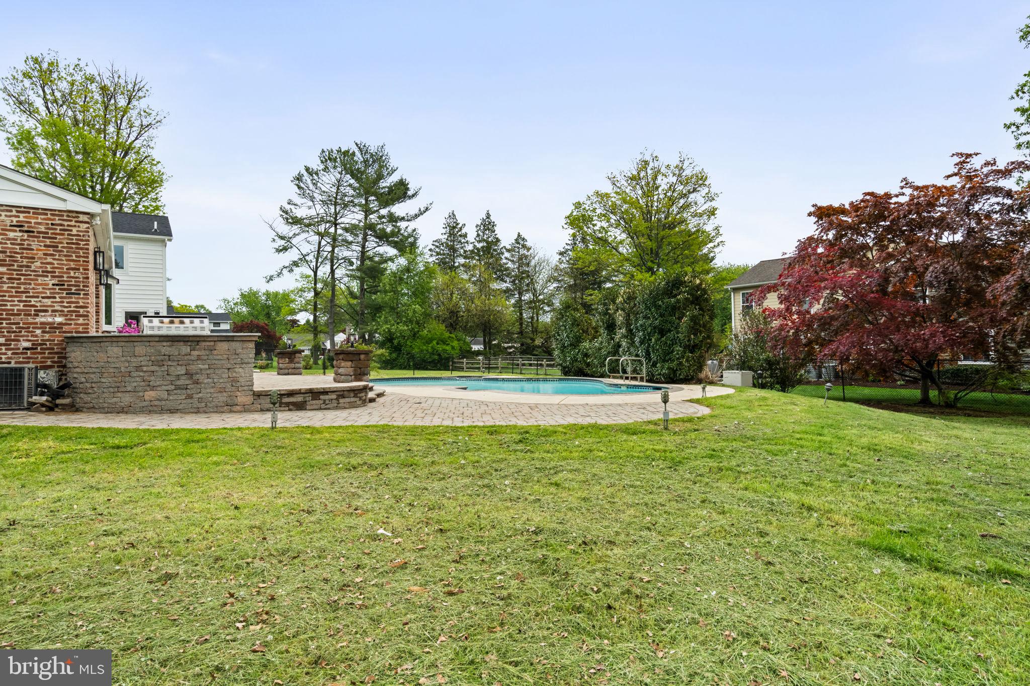 MERION GOLF MANOR - Residential